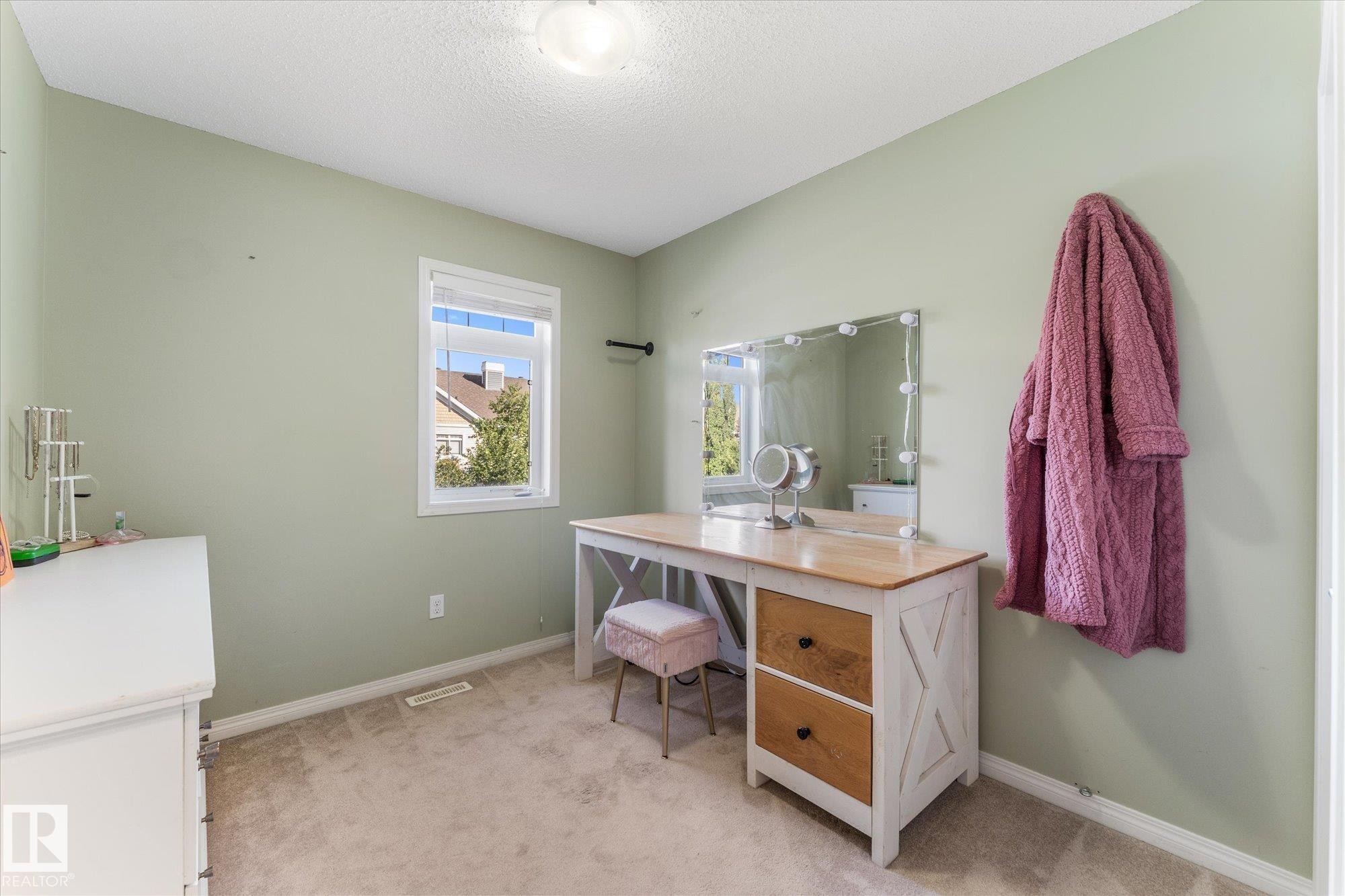 #109 1804 70 St Sw, Edmonton, AB
