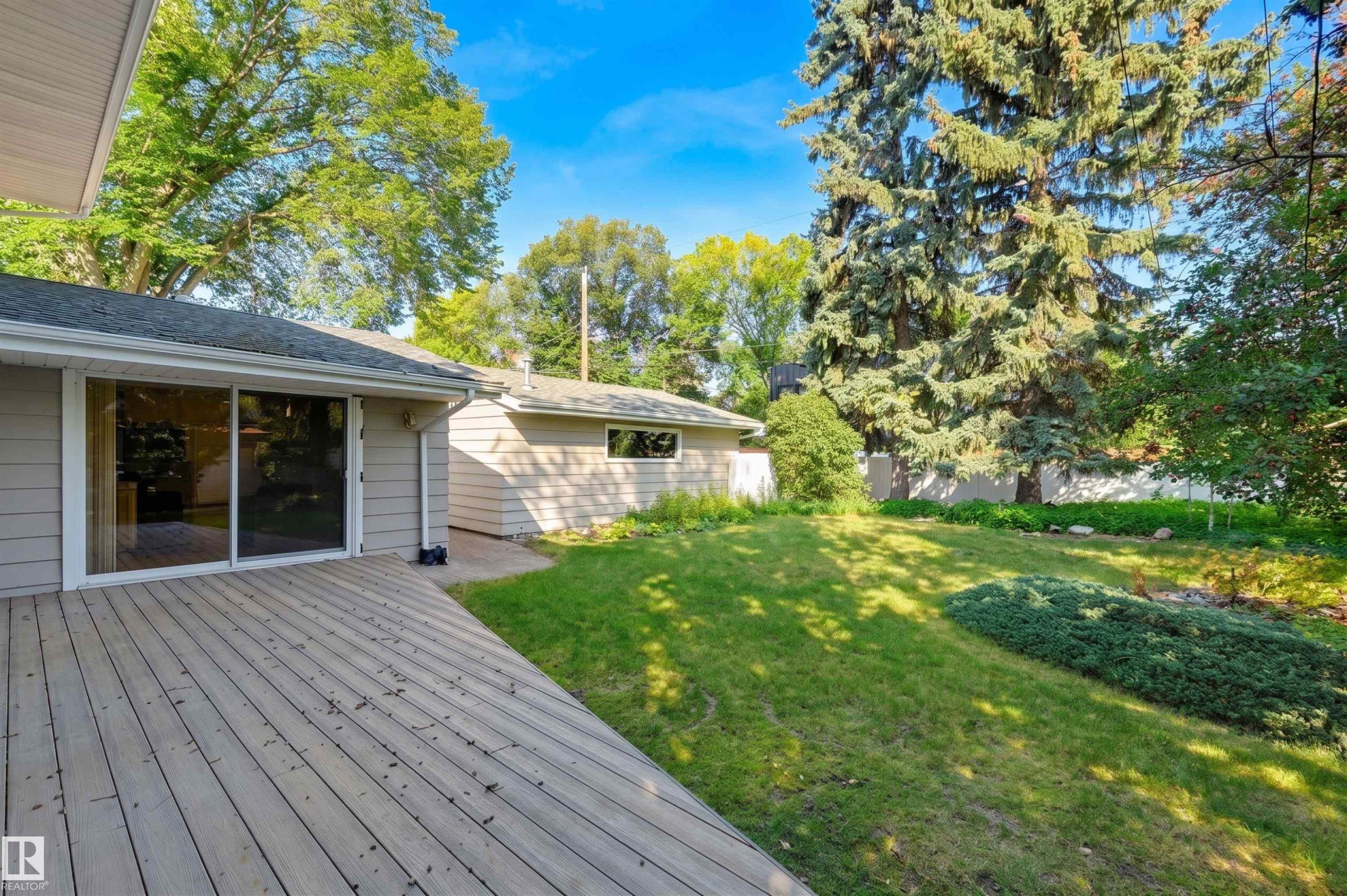 13908 89A Avenue Nw, Edmonton, AB