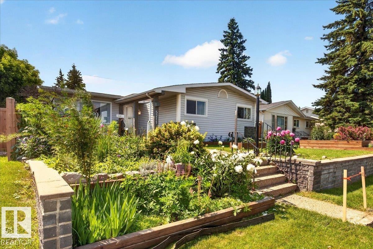 5211 94A Avenue Nw, Edmonton, AB