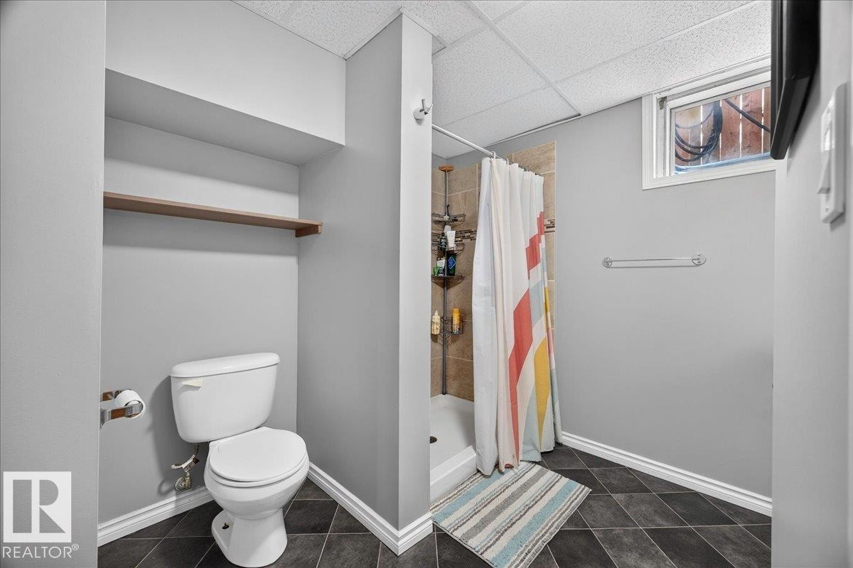 5211 94A Avenue Nw, Edmonton, AB