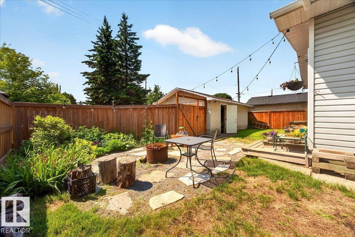 5211 94A Avenue Nw, Edmonton, AB