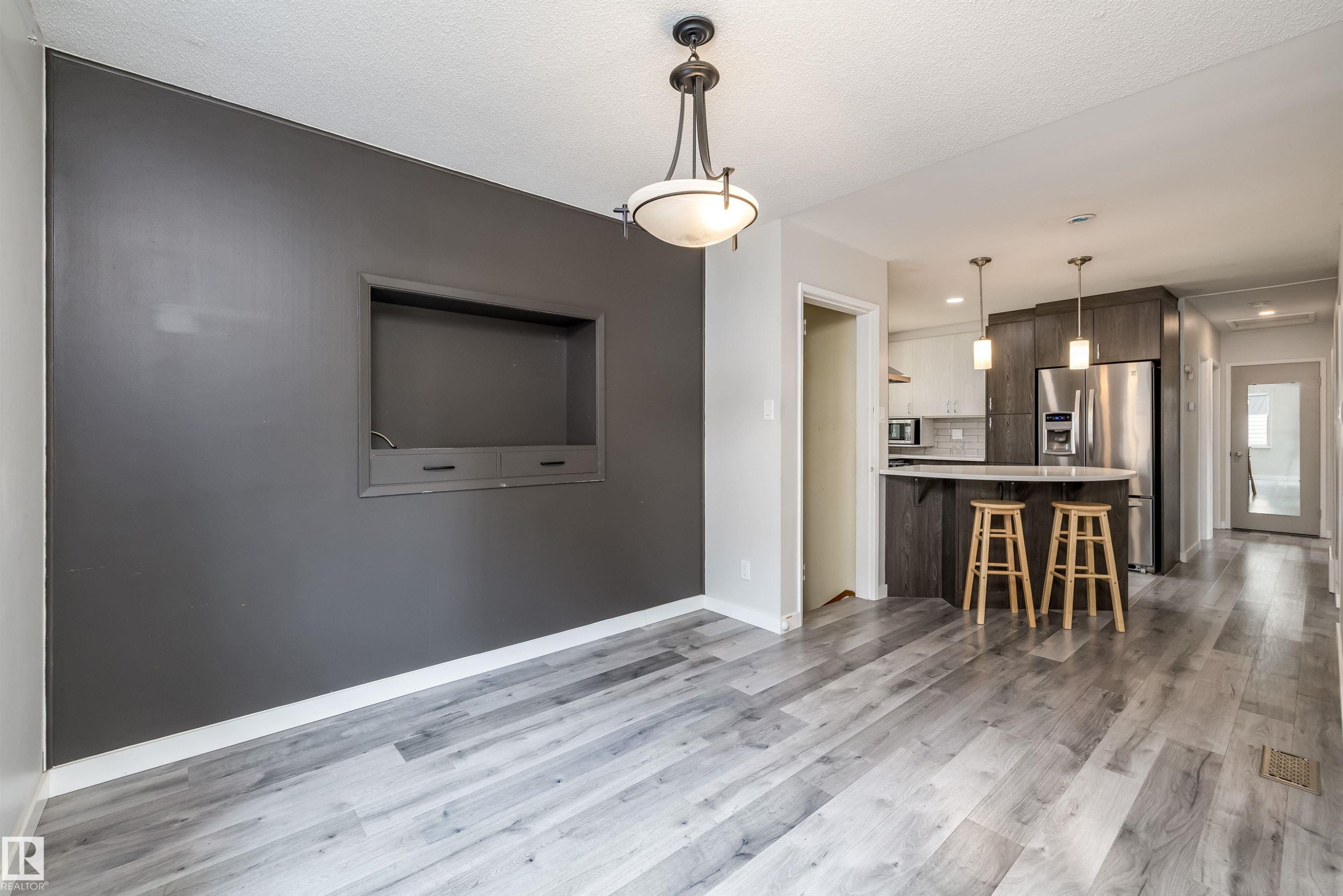 13207 77 Street Nw, Edmonton, AB - Indoor