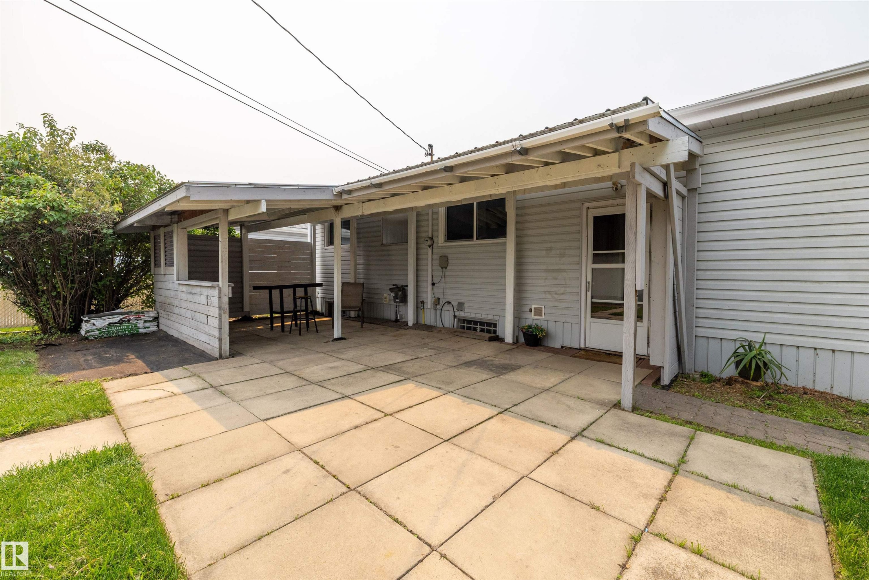 13207 77 Street Nw, Edmonton, AB - Outdoor With Exterior