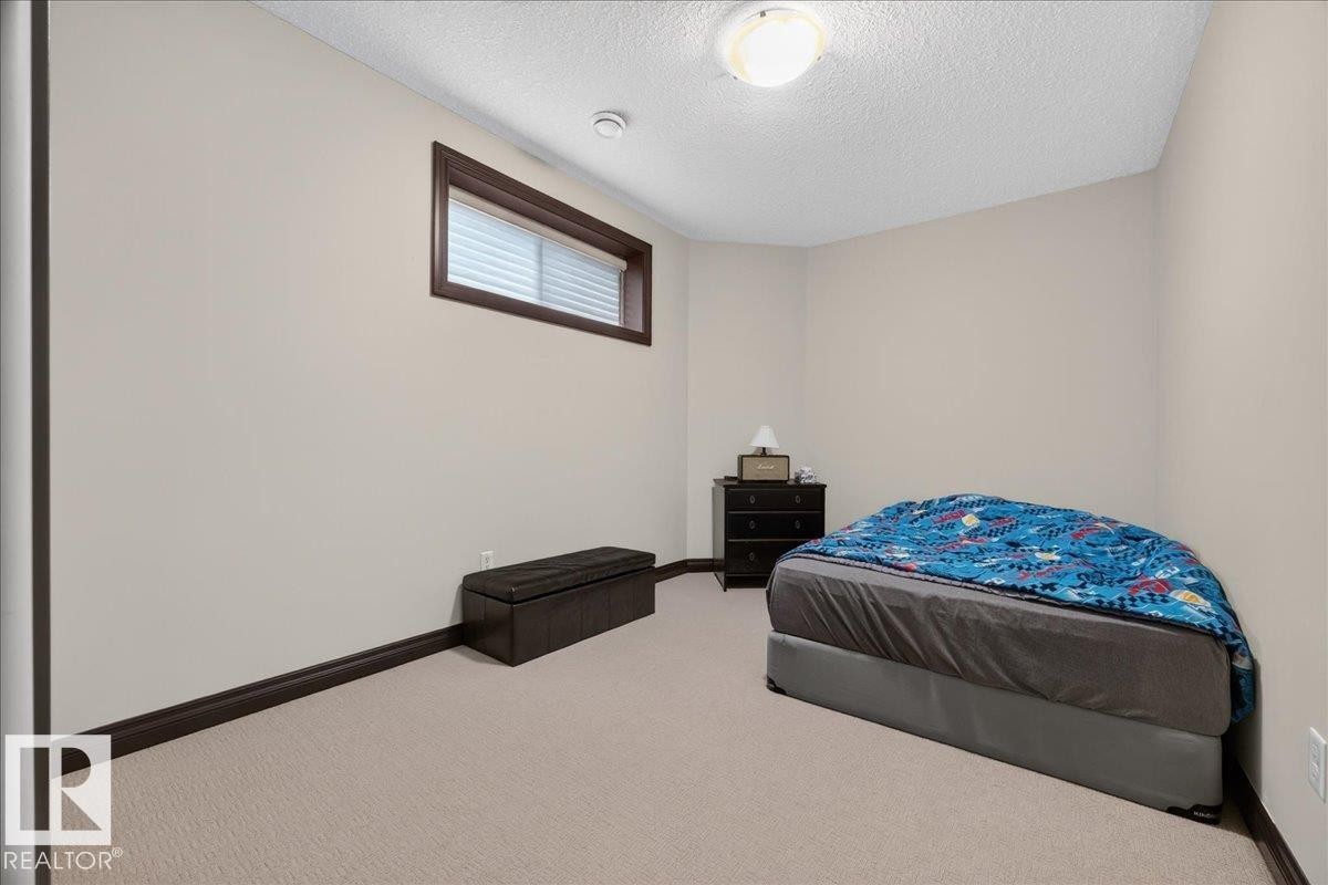 3606 Mclay Court Nw, Edmonton, AB