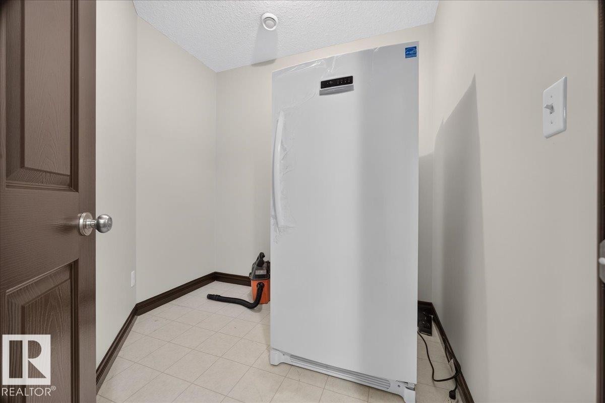 3606 Mclay Court Nw, Edmonton, AB