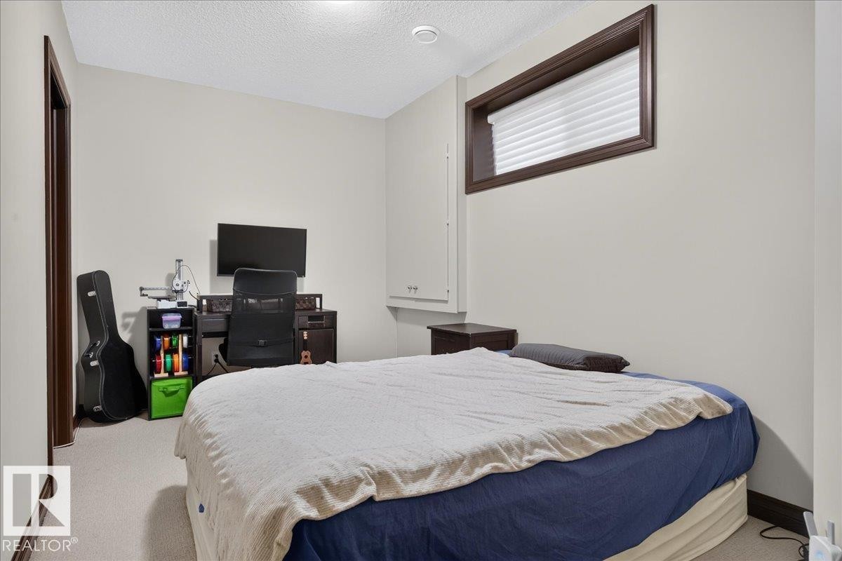 3606 Mclay Court Nw, Edmonton, AB