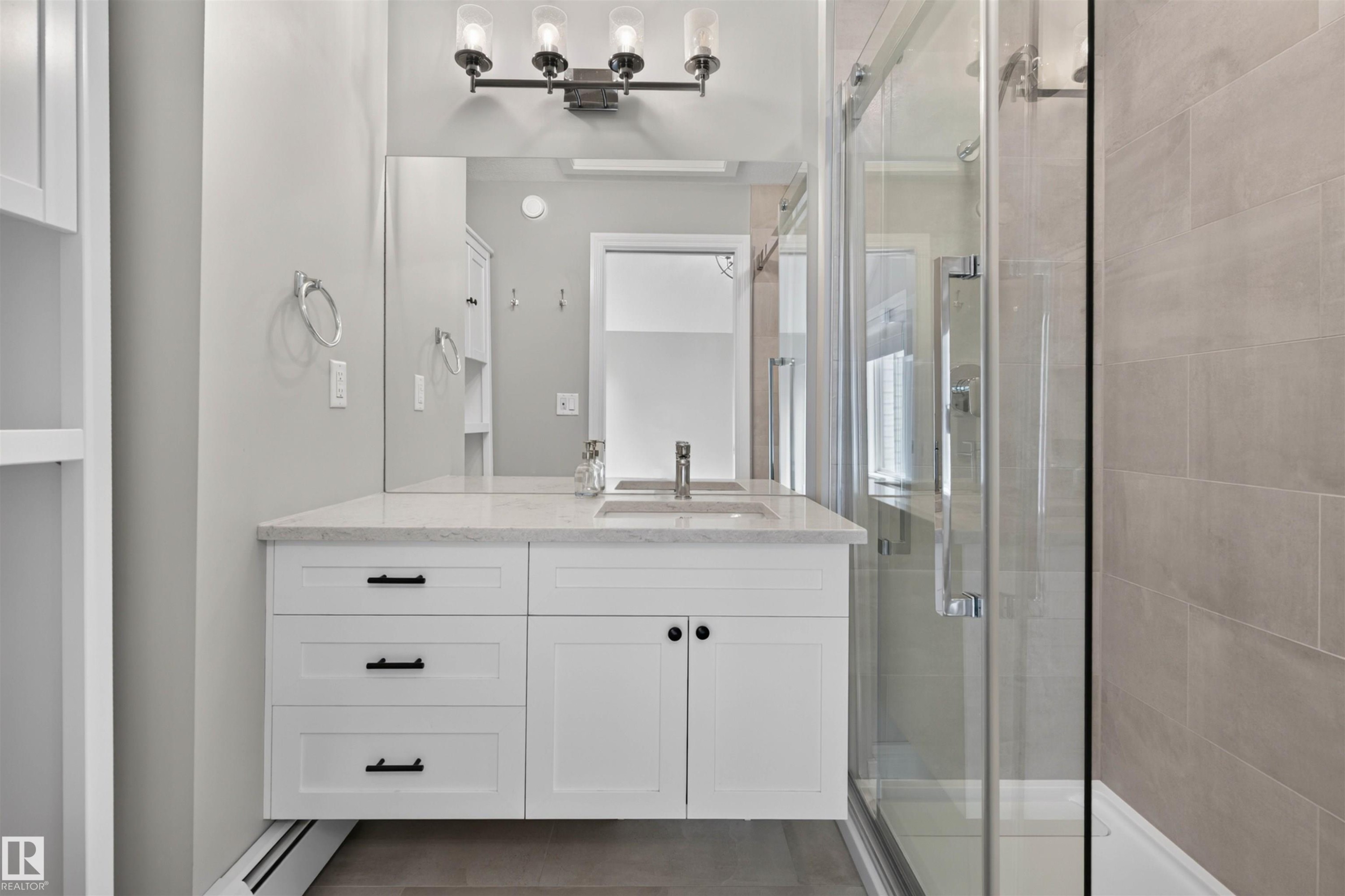11212 75 Avenue Nw, Edmonton, AB
