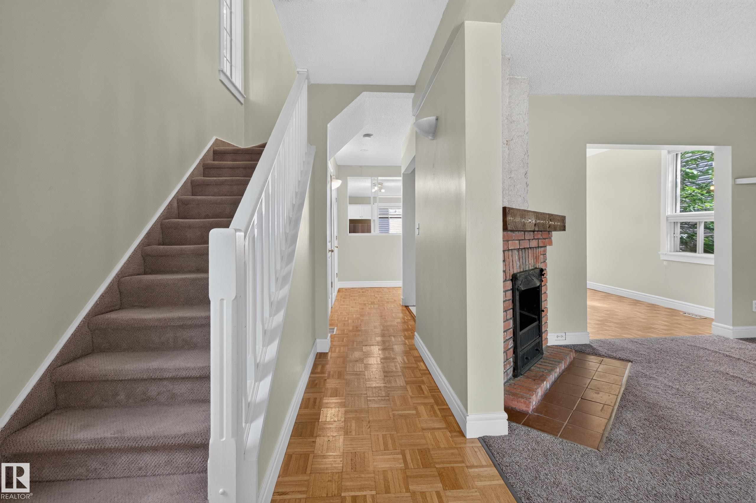 11212 75 Avenue Nw, Edmonton, AB