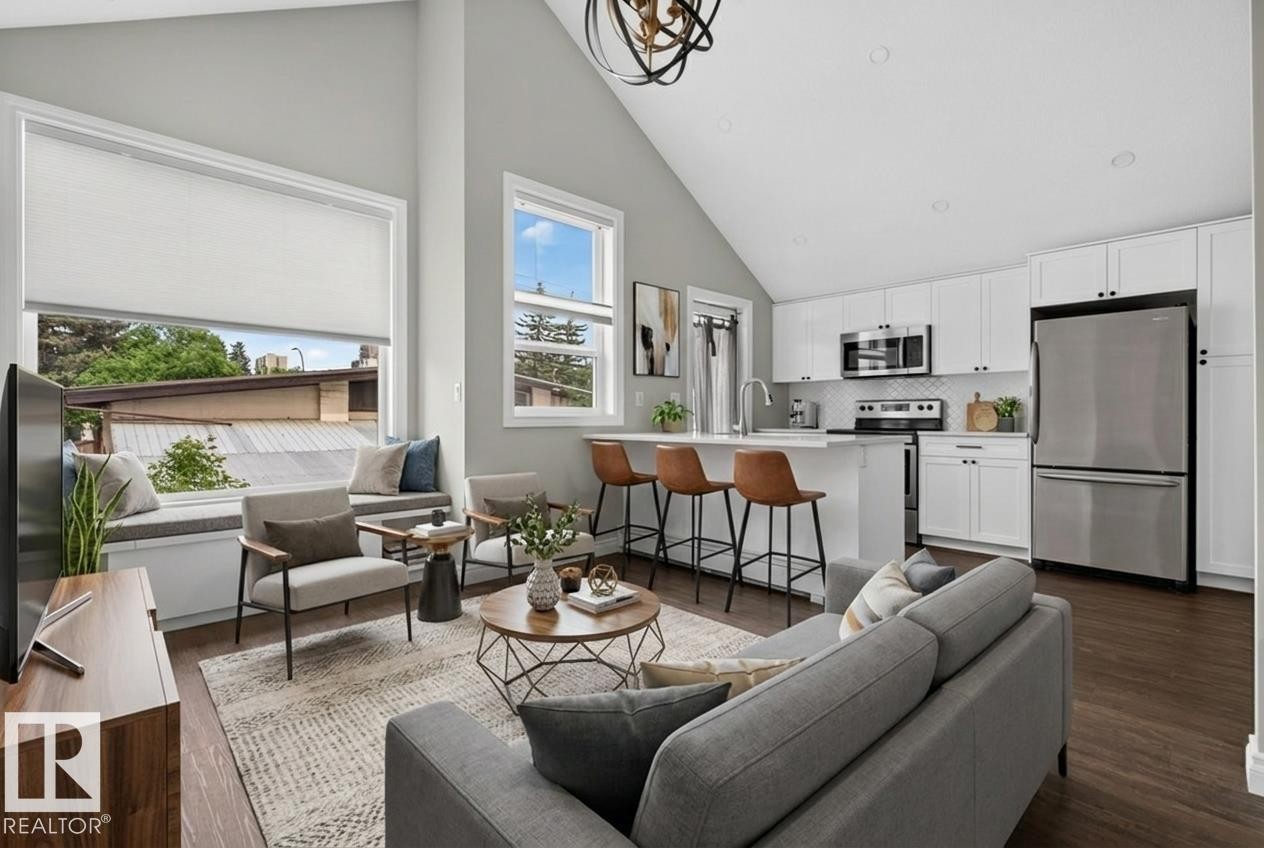 11212 75 Avenue Nw, Edmonton, AB