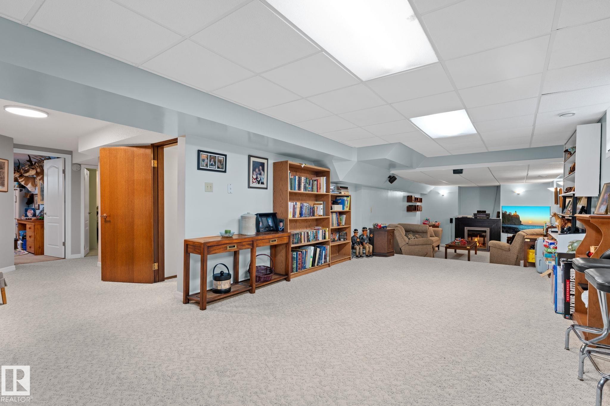 16908 110 Street Nw, Edmonton, AB