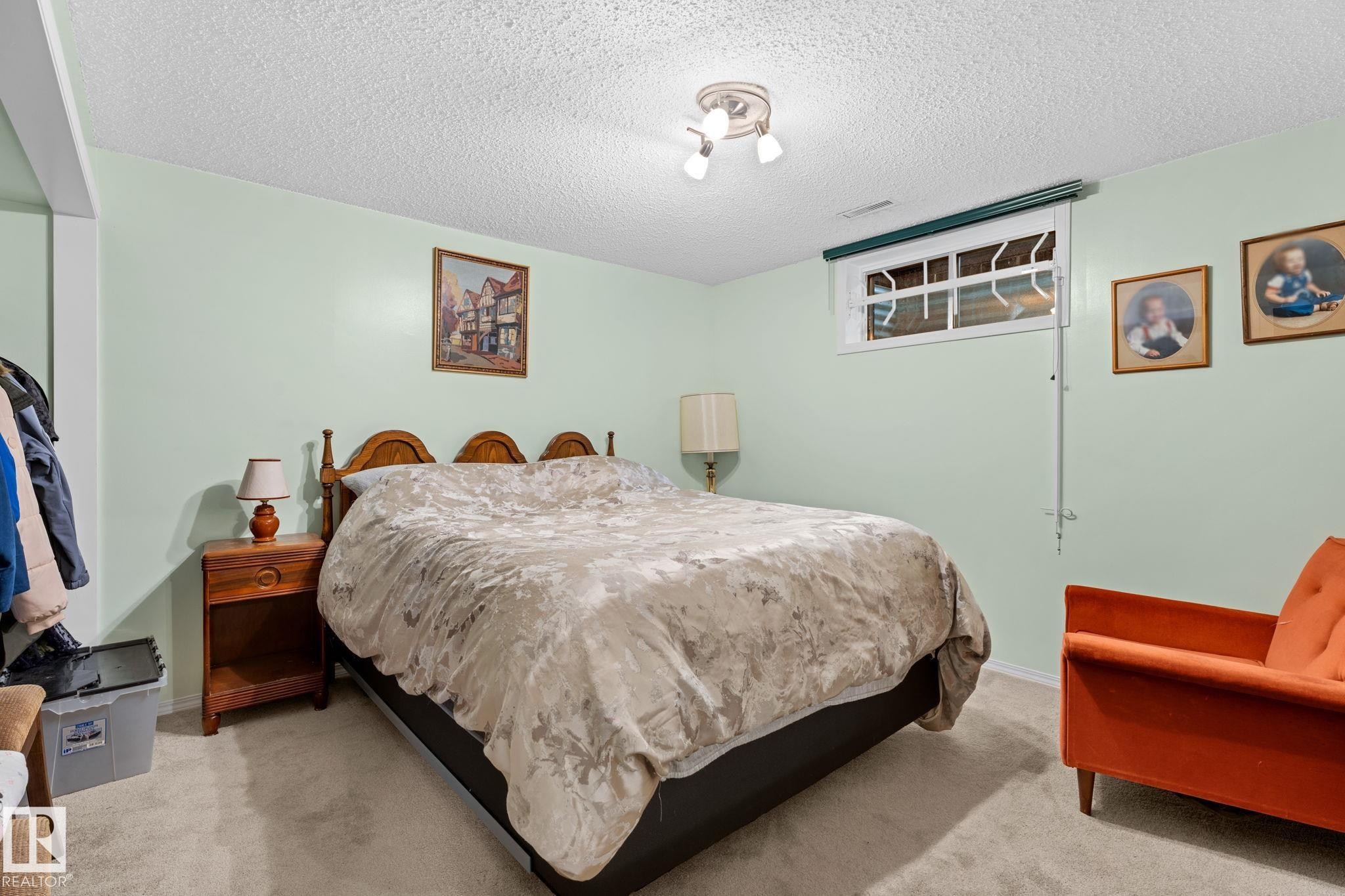 16908 110 Street Nw, Edmonton, AB
