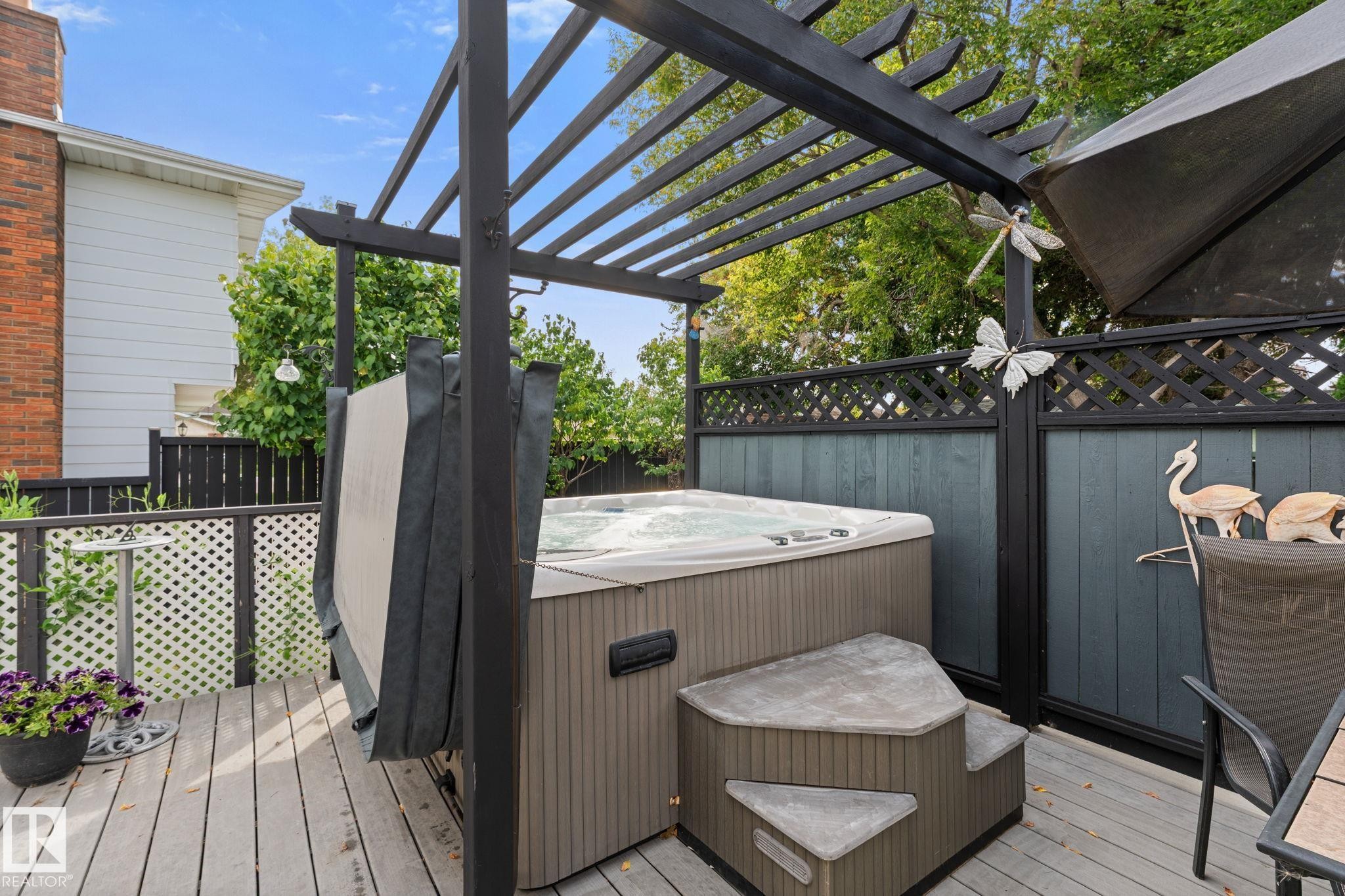 16908 110 Street Nw, Edmonton, AB