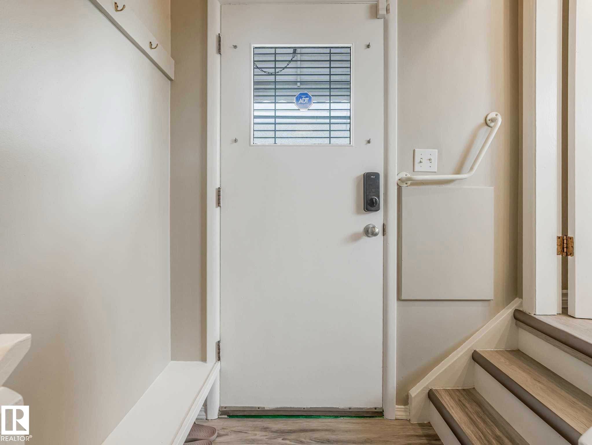 Additional content - 15916 88B Avenue Nw, Edmonton, AB