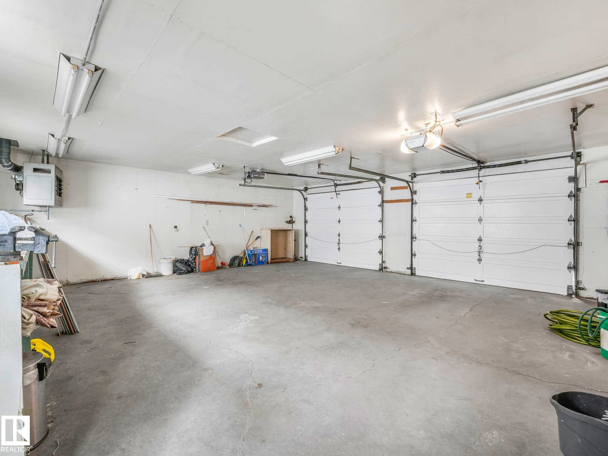 Additional content - 15916 88B Avenue Nw, Edmonton, AB