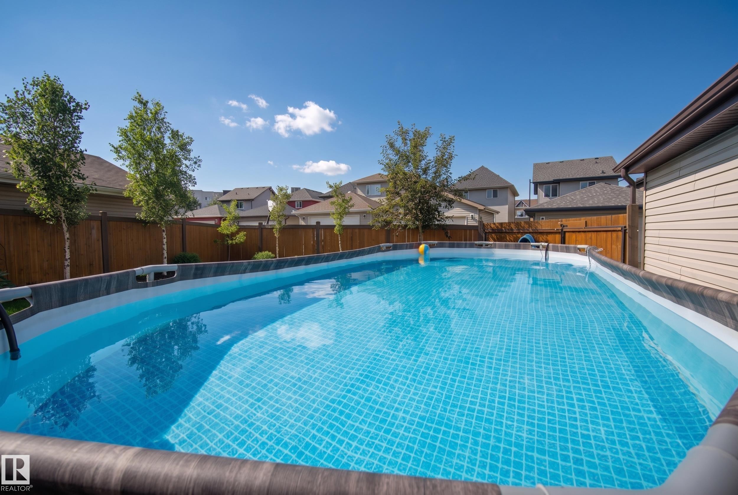 5241 2A Avenue Sw, Edmonton, AB