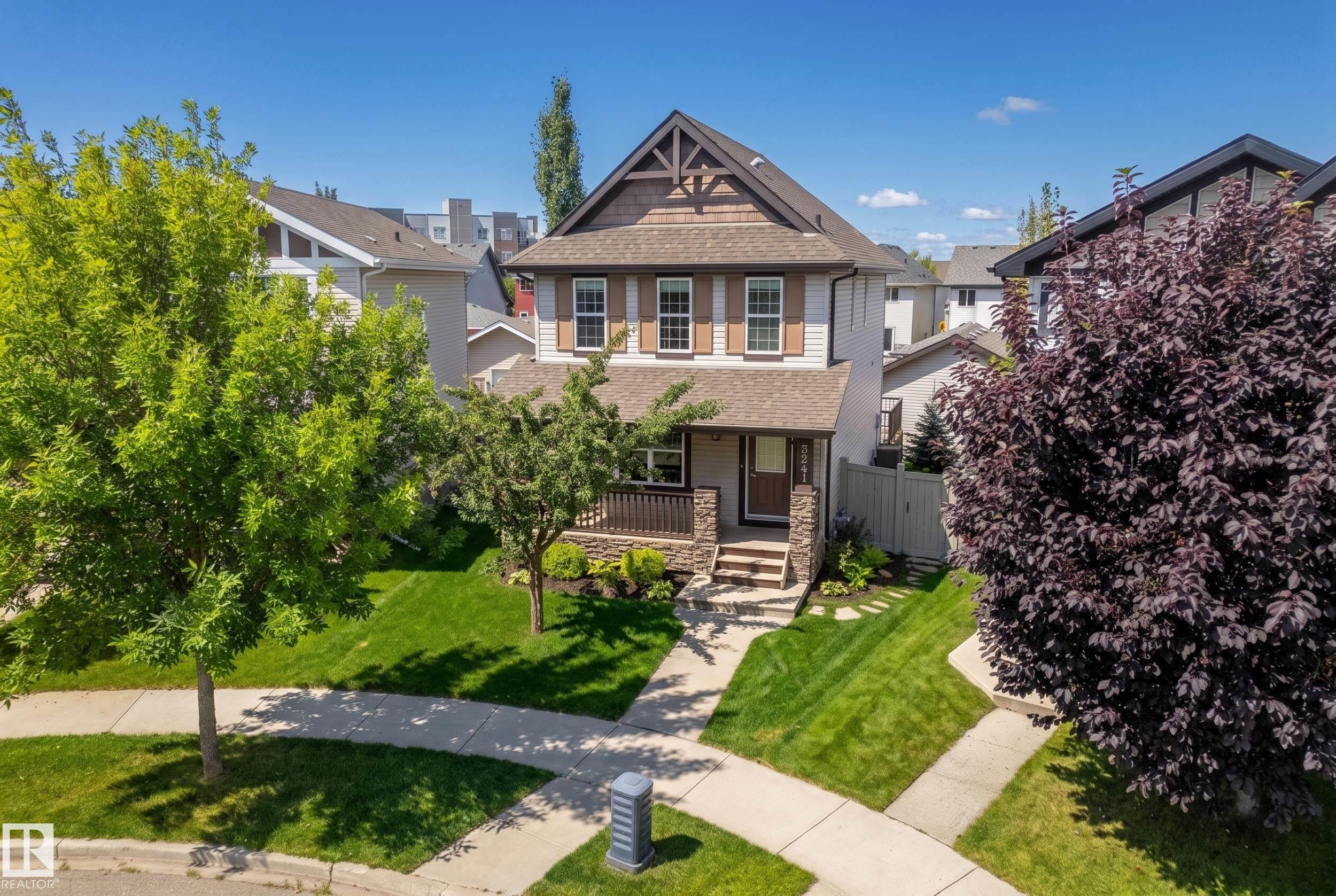 5241 2A Avenue Sw, Edmonton, AB