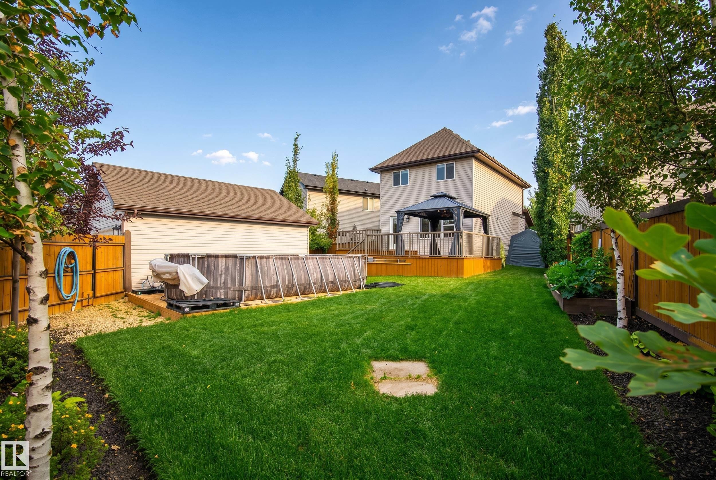 5241 2A Avenue Sw, Edmonton, AB