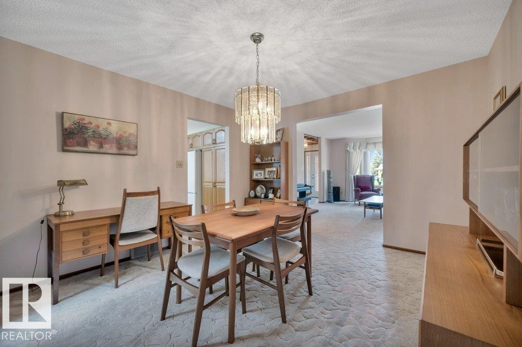 1403 69 Street Nw, Edmonton, AB - Indoor Photo Showing Dining Room