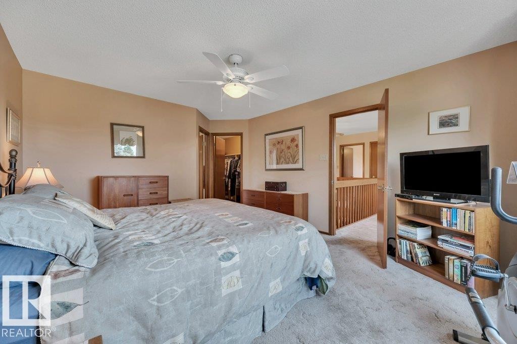 1403 69 Street Nw, Edmonton, AB - Indoor Photo Showing Bedroom