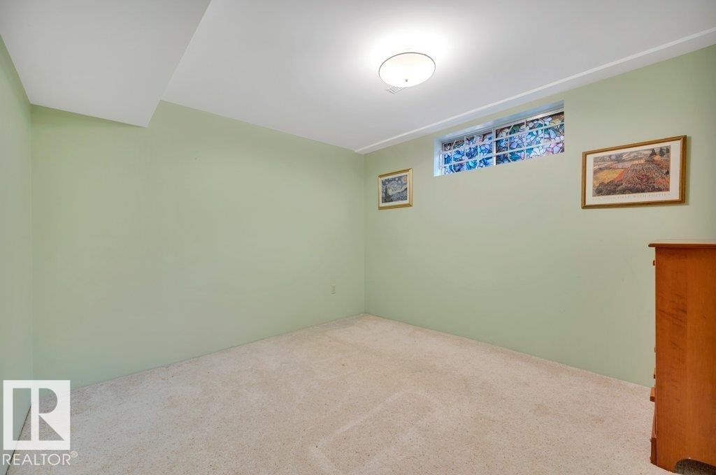 1403 69 Street Nw, Edmonton, AB - Indoor Photo Showing Other Room