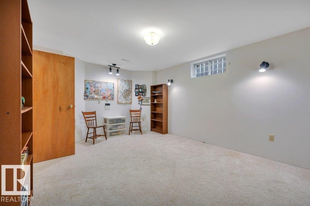 1403 69 Street Nw, Edmonton, AB - Indoor Photo Showing Other Room