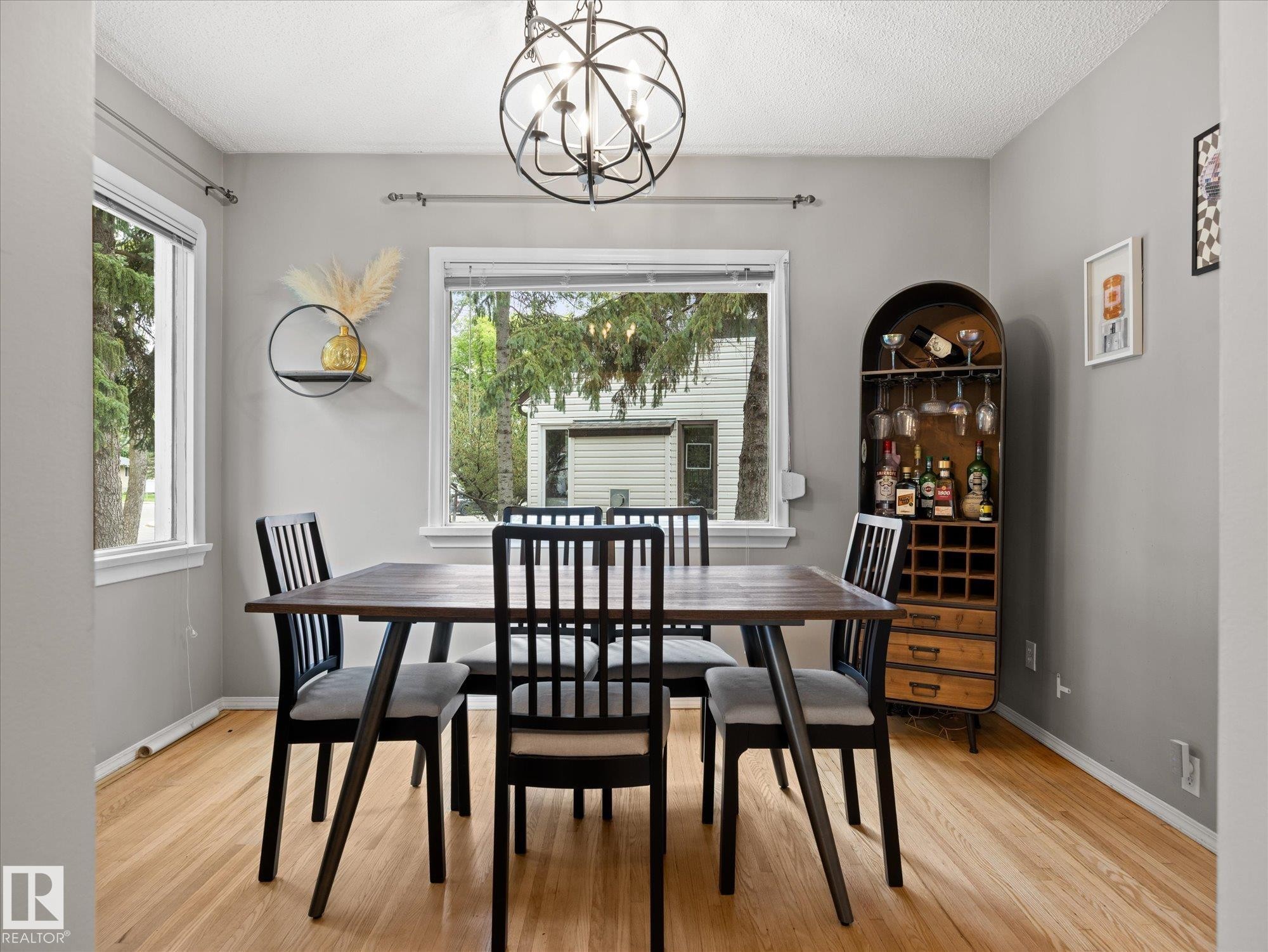 13507 110A Avenue Nw, Edmonton, AB