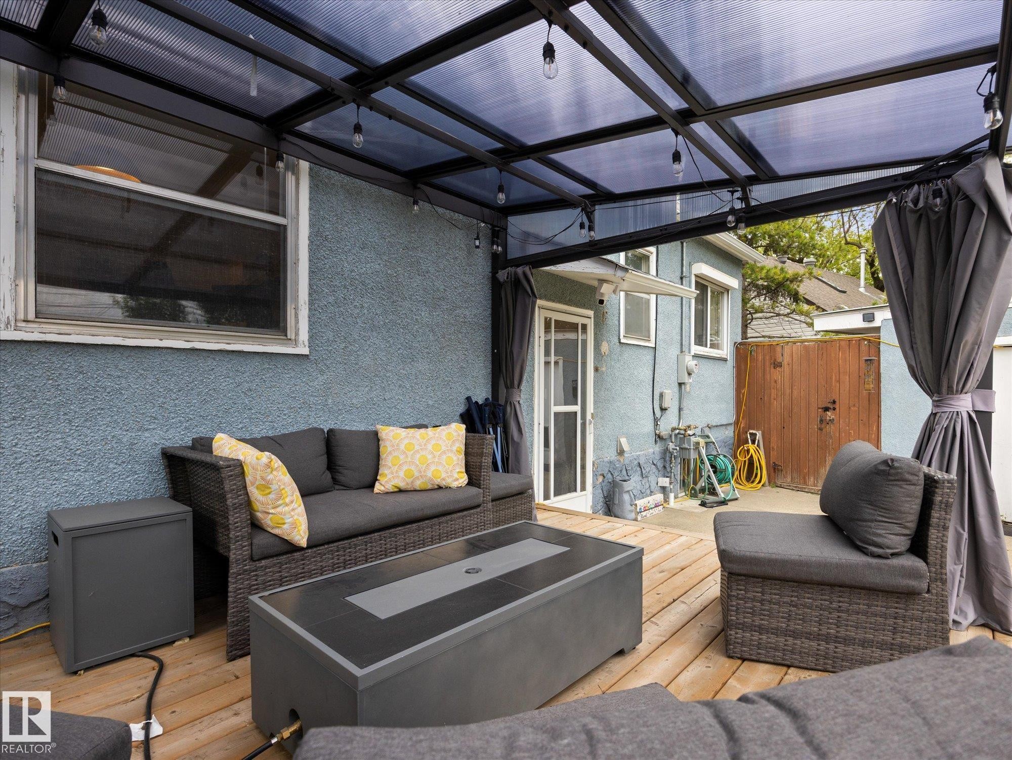 13507 110A Avenue Nw, Edmonton, AB
