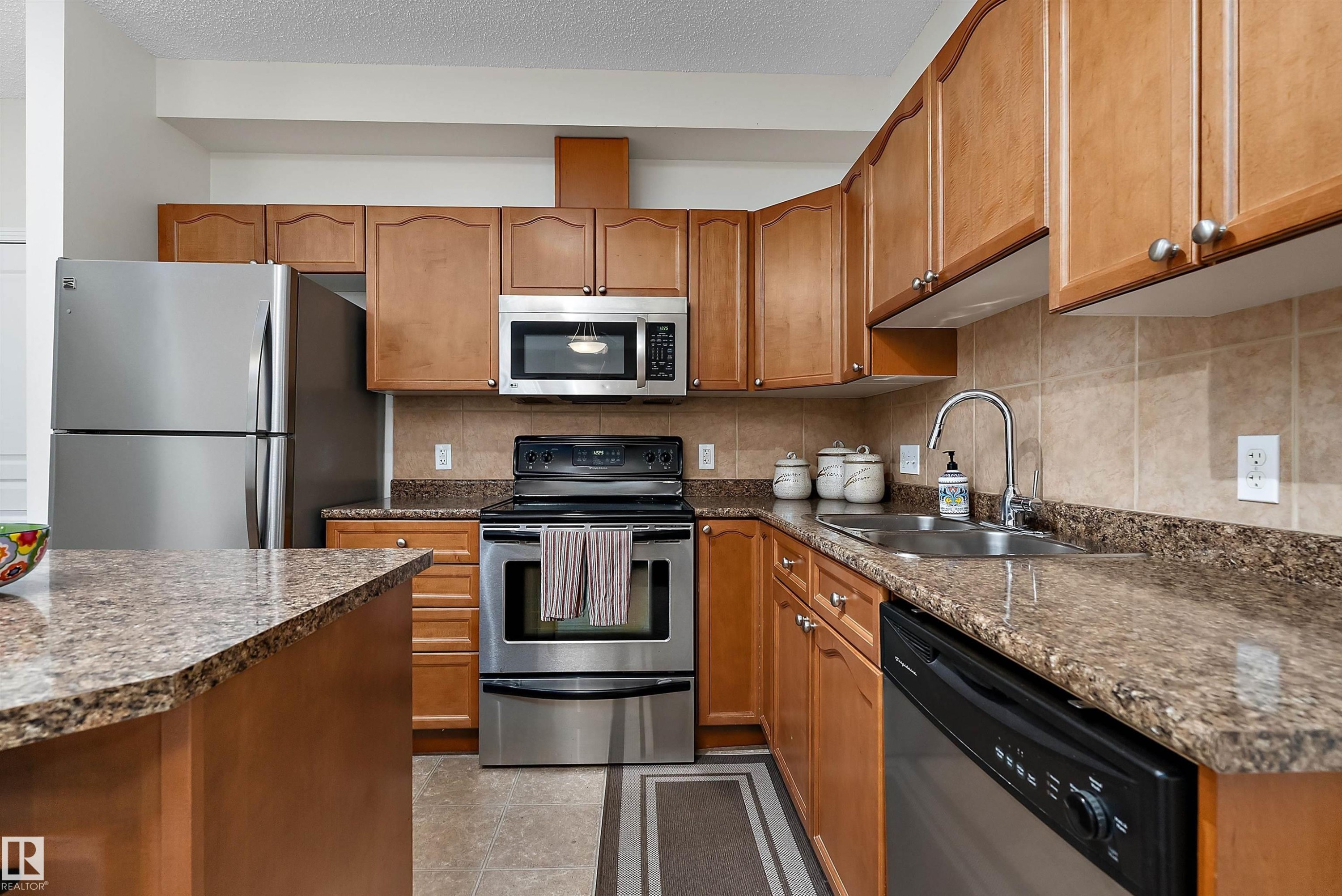 #203 8931 156 St Nw, Edmonton, AB