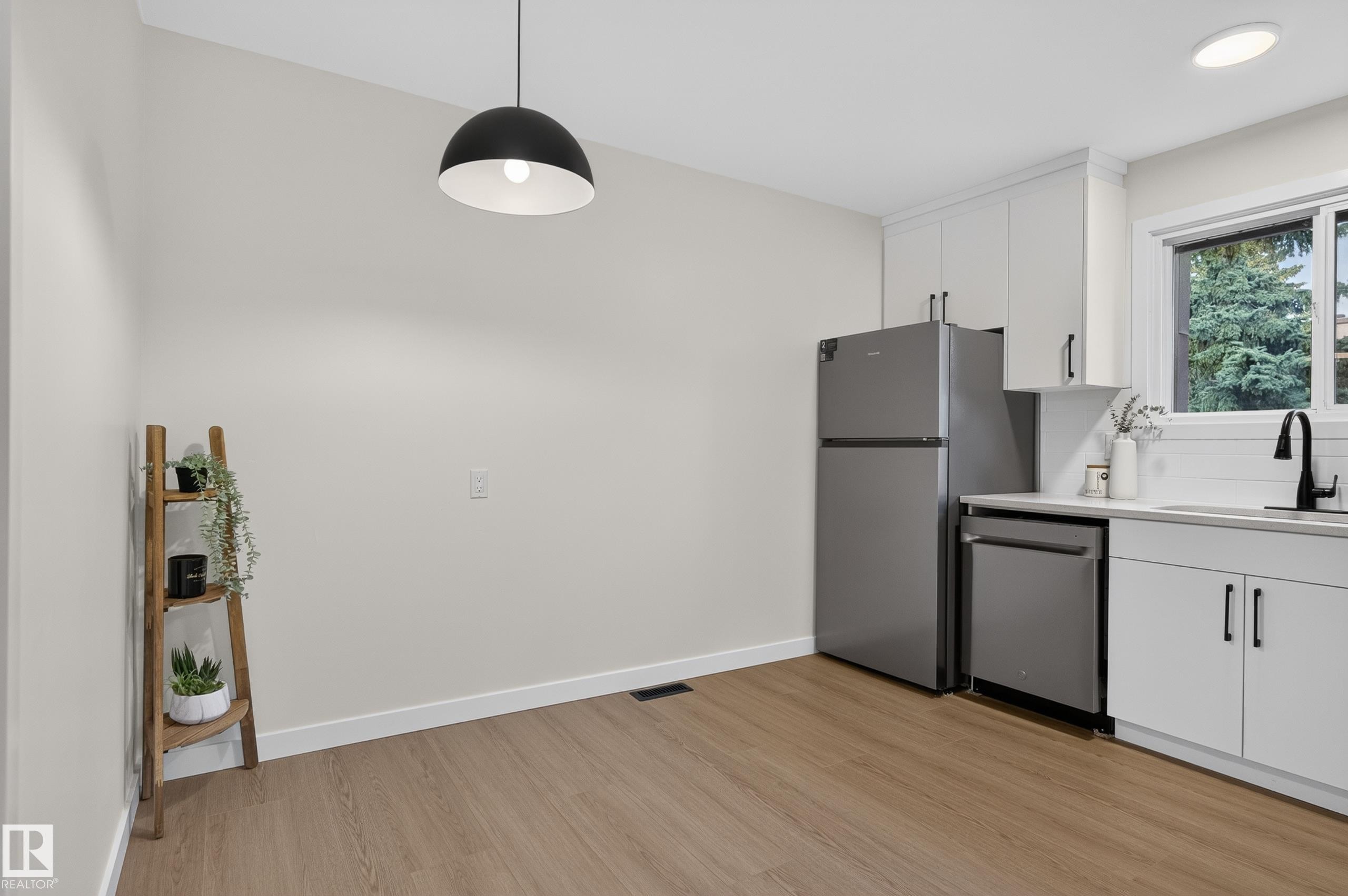 7117 180 Street Nw, Edmonton, AB