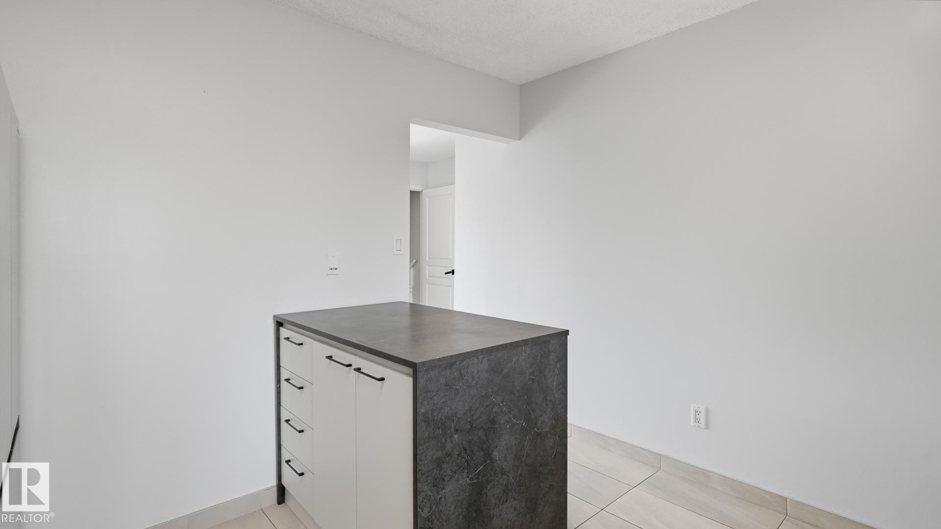 Additional content - 12208 146 Avenue Nw, Edmonton, AB