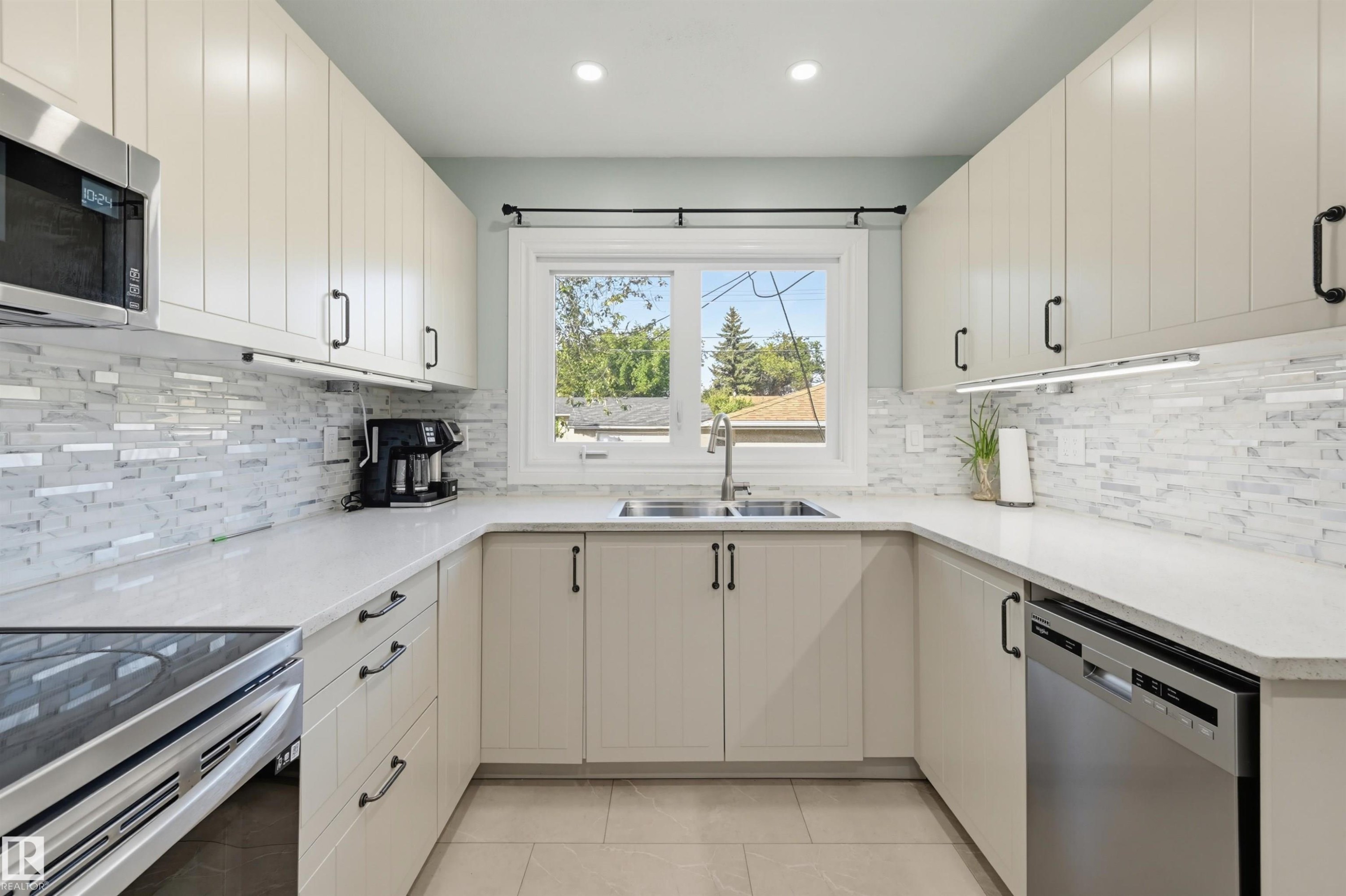 9112 167 Street Nw, Edmonton, AB