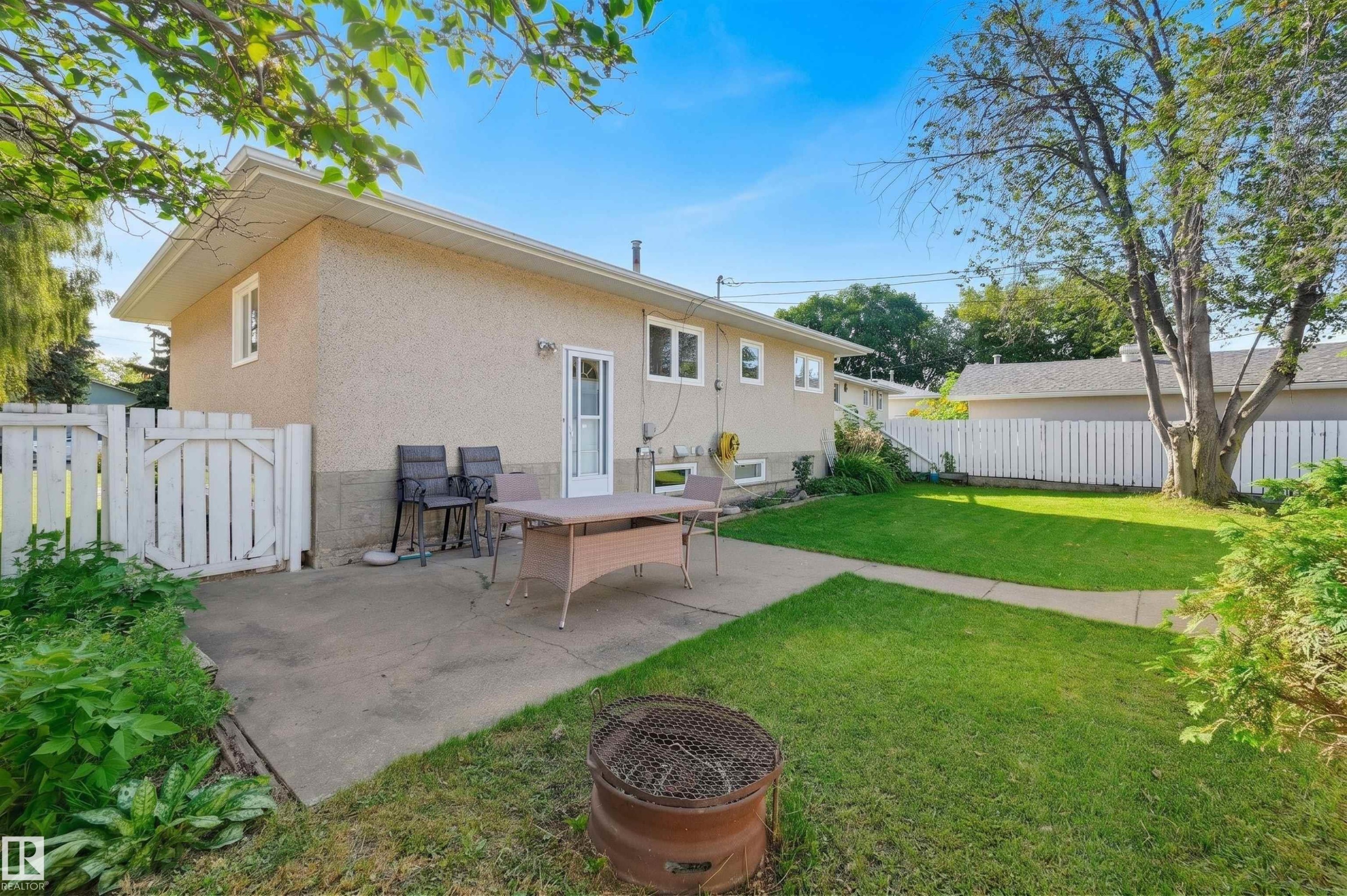 9112 167 Street Nw, Edmonton, AB