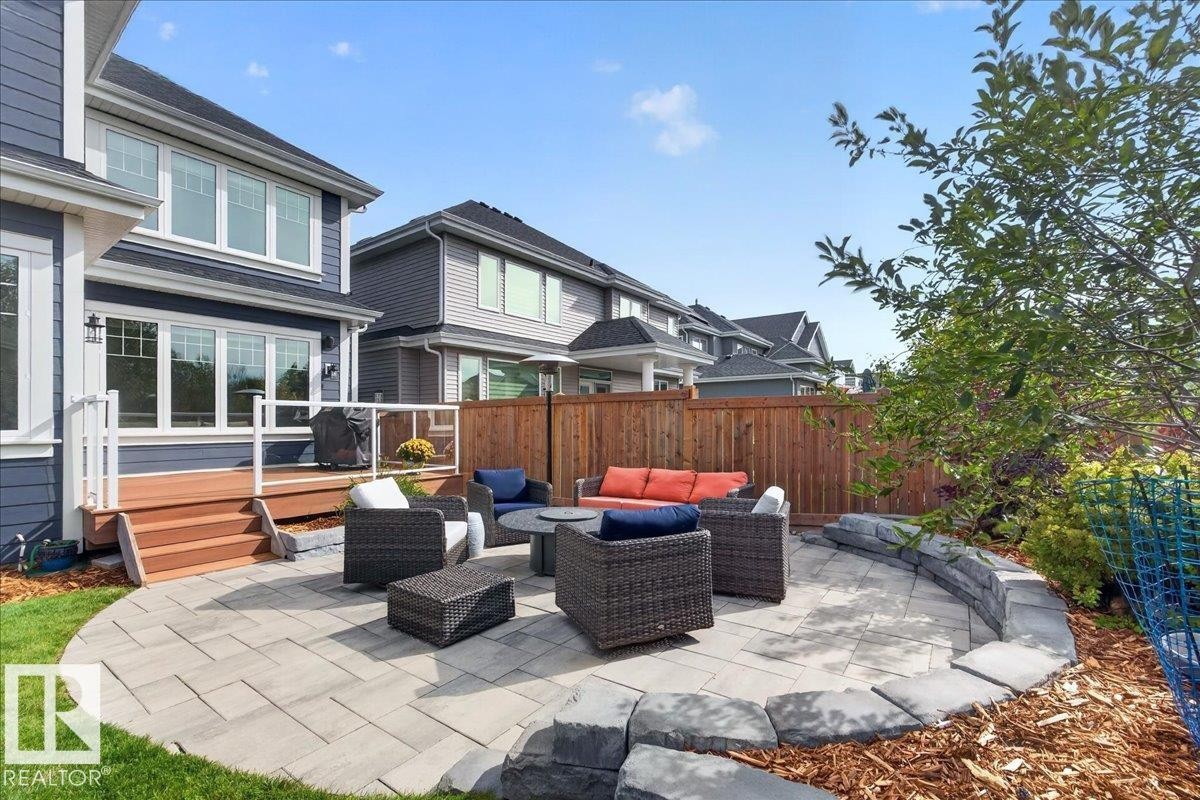 2032 90 Street Sw, Edmonton, AB