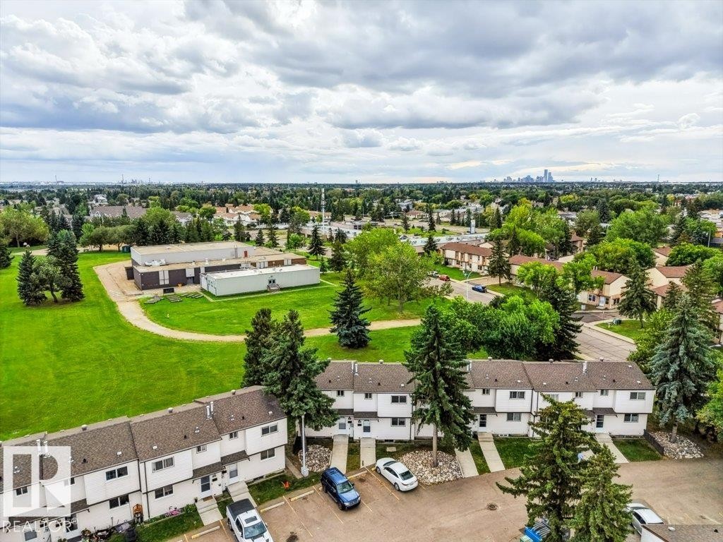 709 Clareview Road Nw, Edmonton, AB