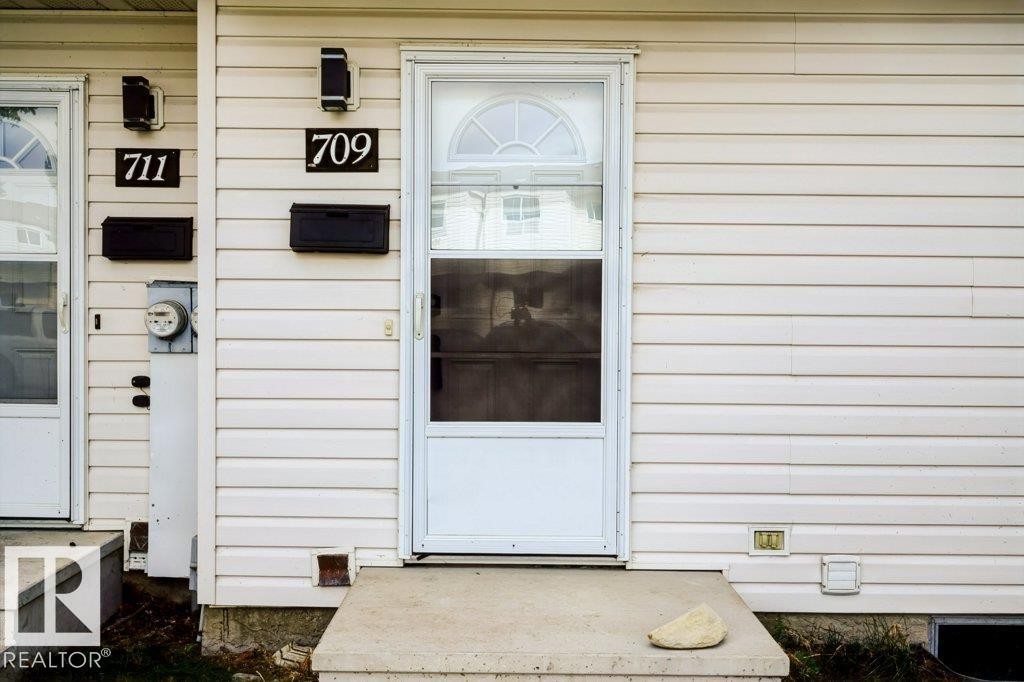 709 Clareview Road Nw, Edmonton, AB