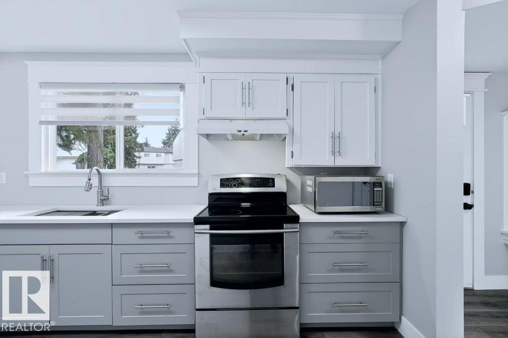 709 Clareview Road Nw, Edmonton, AB