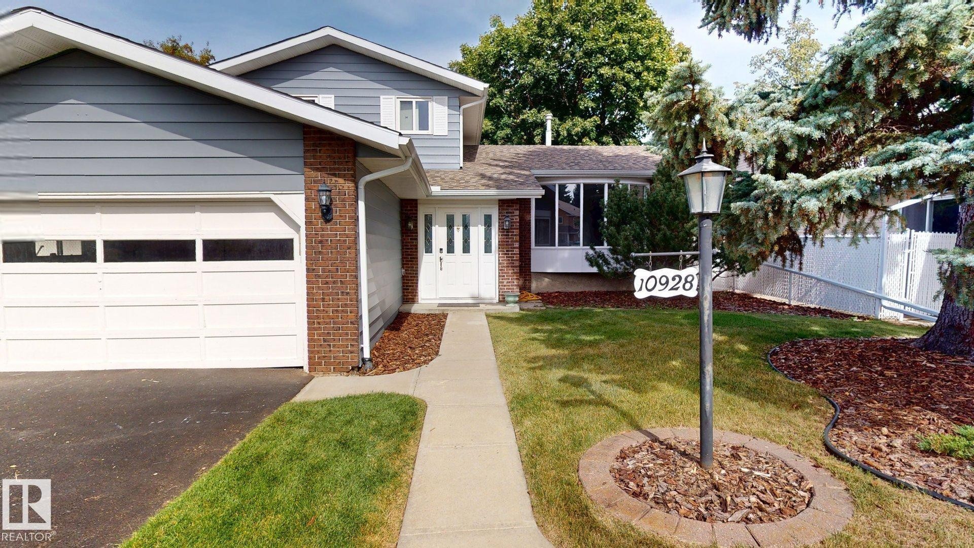 10928 34A Avenue Nw, Edmonton, AB