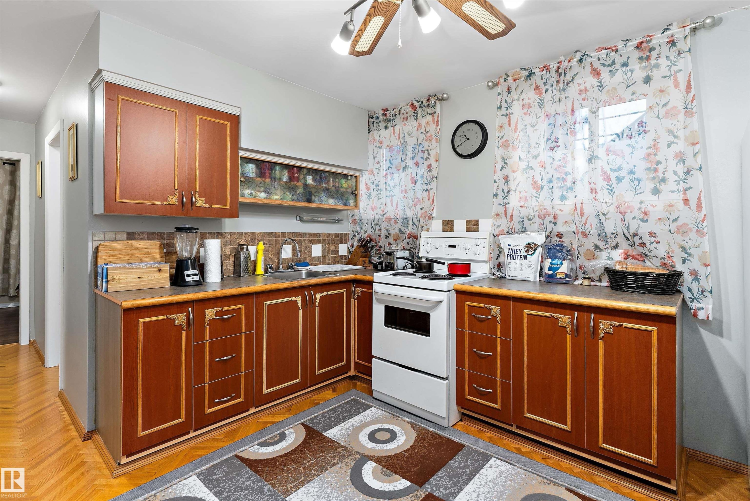11911 70 Street Nw, Edmonton, AB