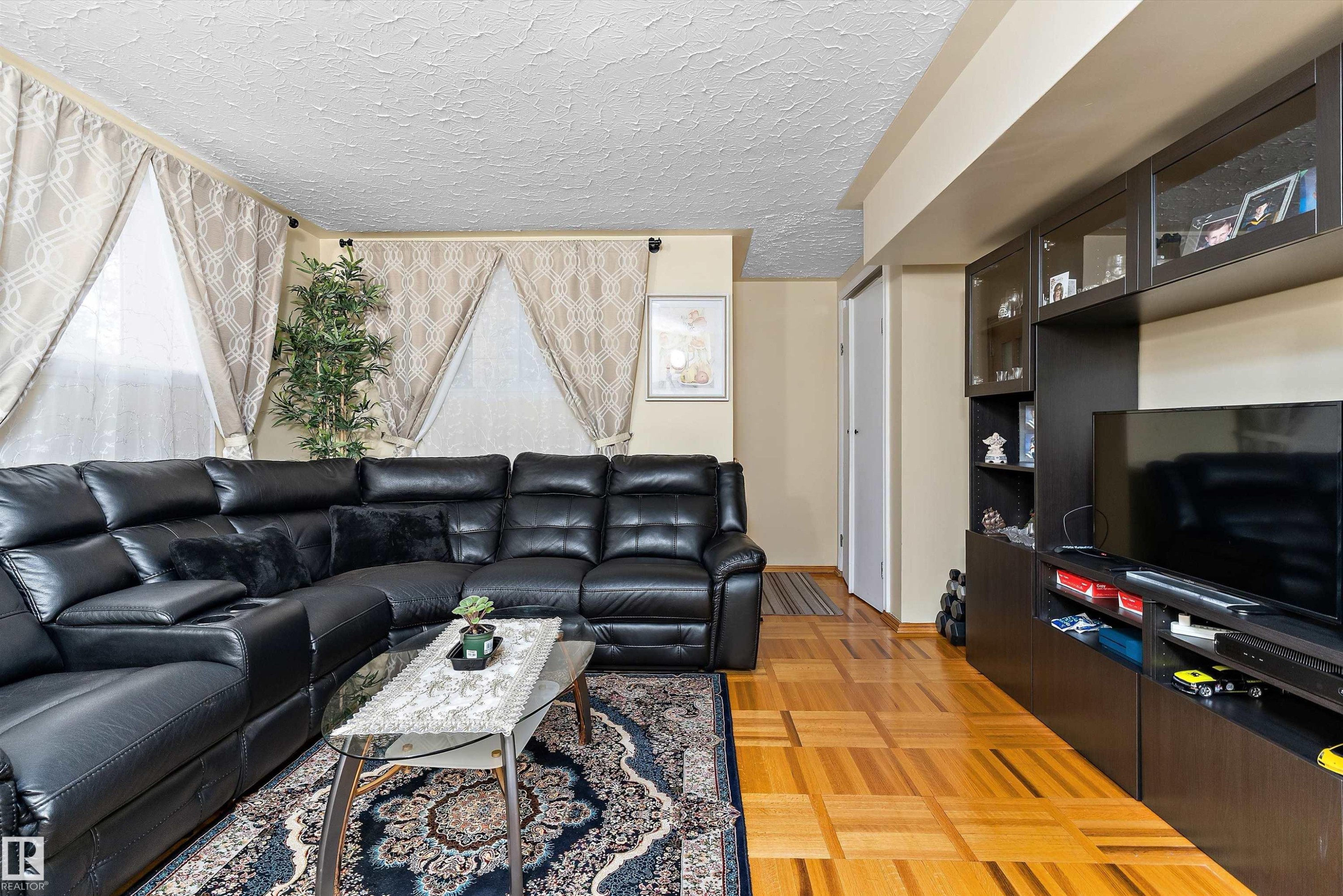 11911 70 Street Nw, Edmonton, AB