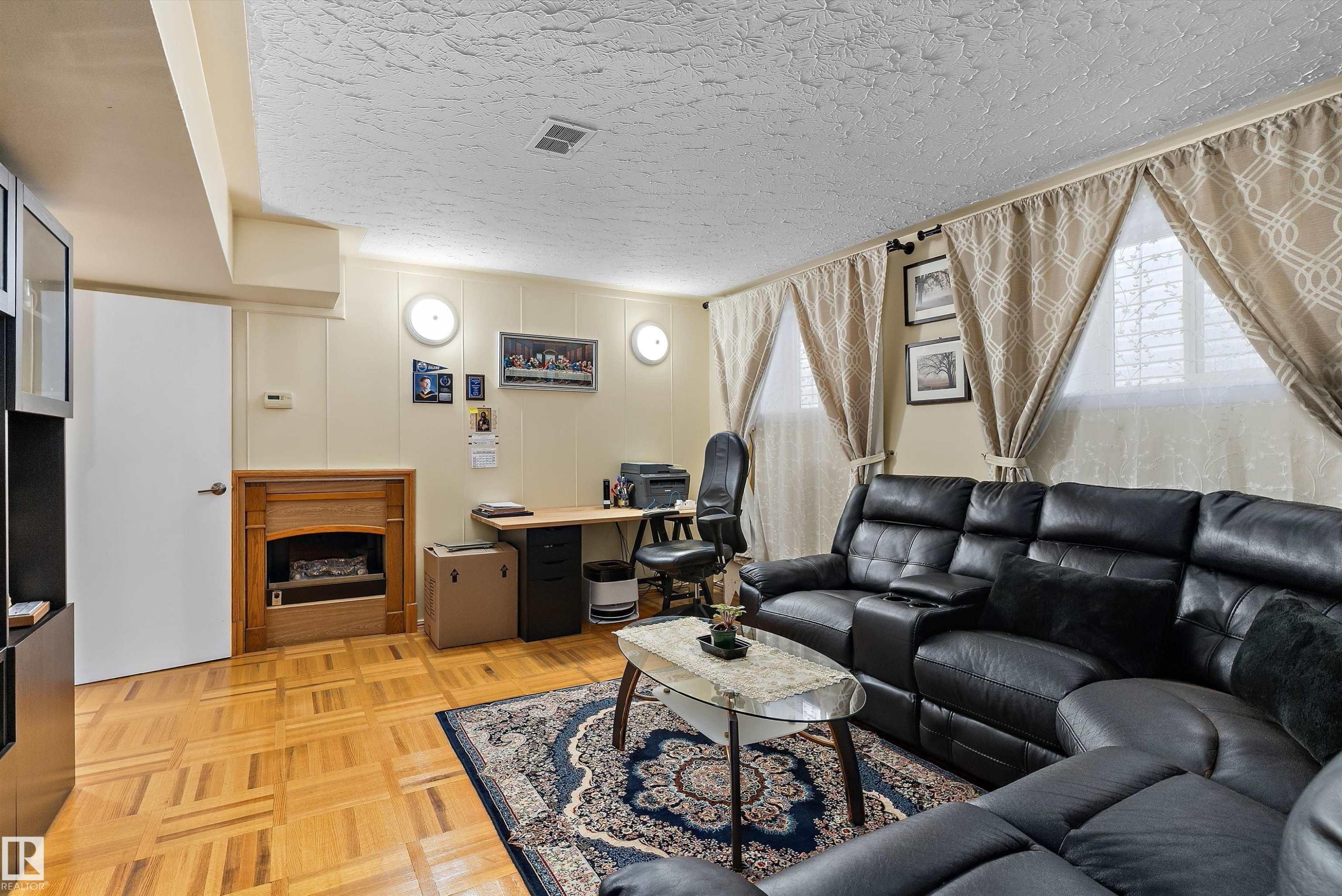 11911 70 Street Nw, Edmonton, AB