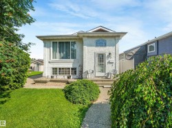 10 WESTON Court Spruce Grove, AB T7X 3J5