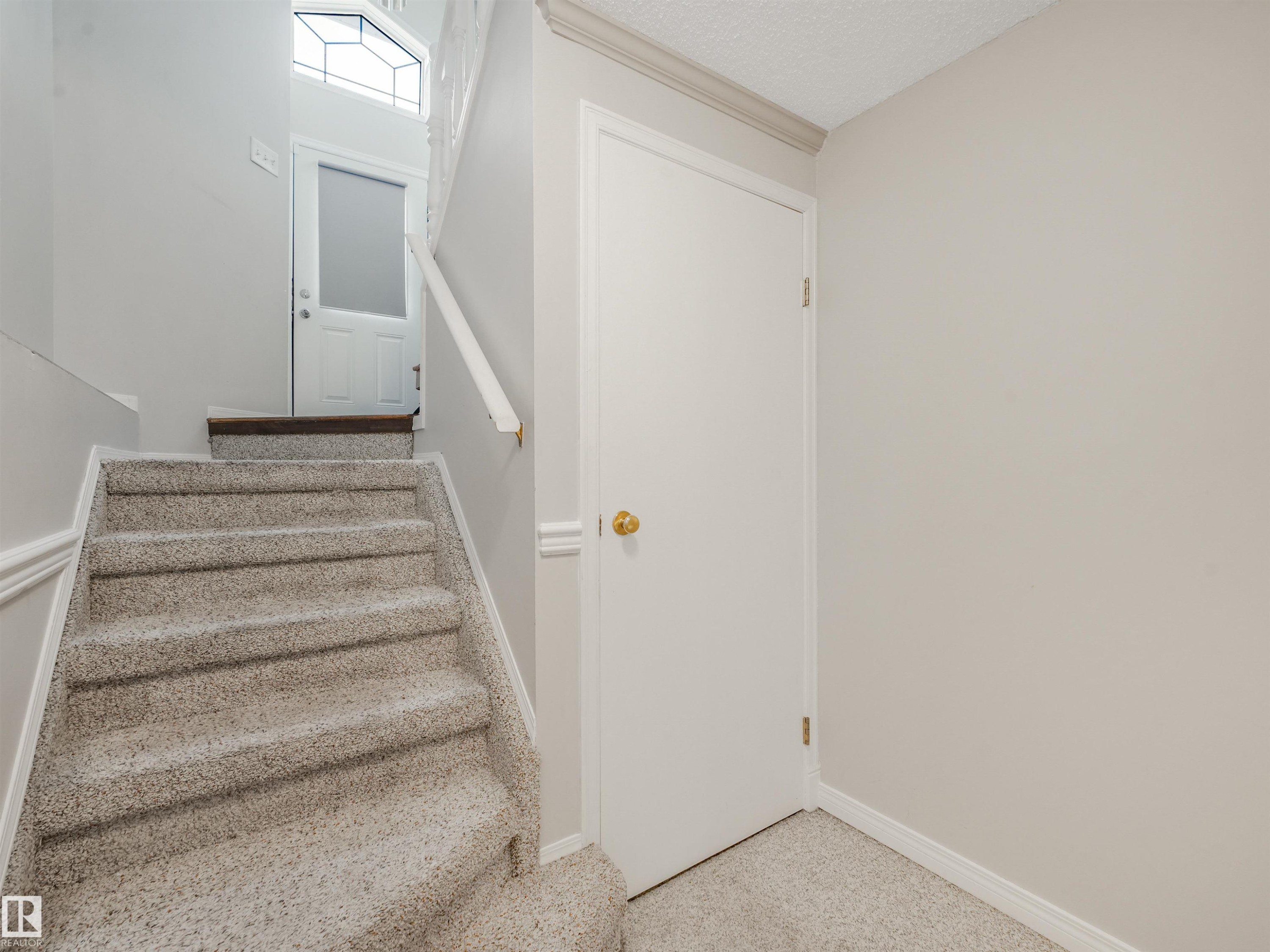 10 Weston Court, Spruce Grove, AB - Indoor Photo Showing Other Room