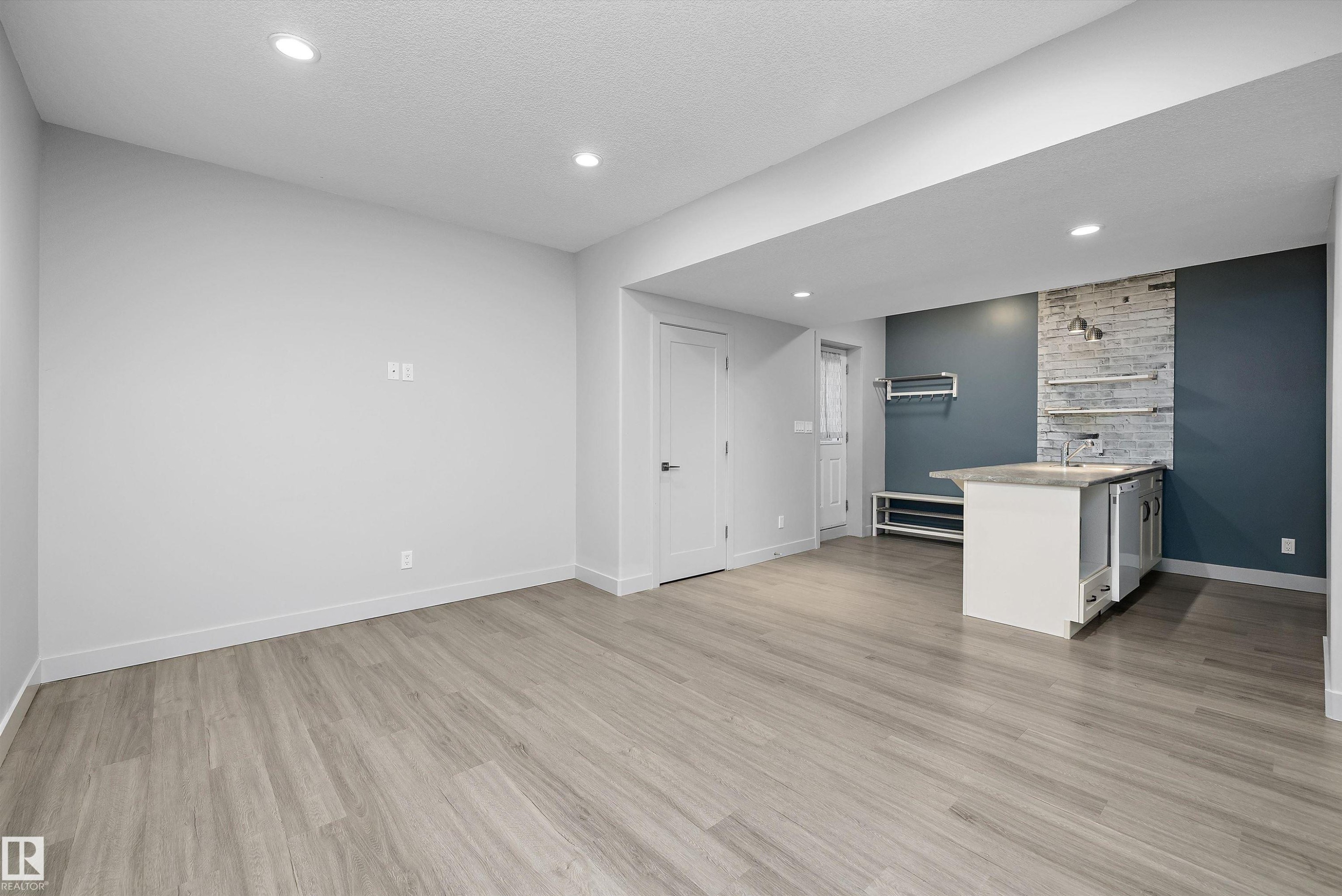 11534 122 Street Nw, Edmonton, AB