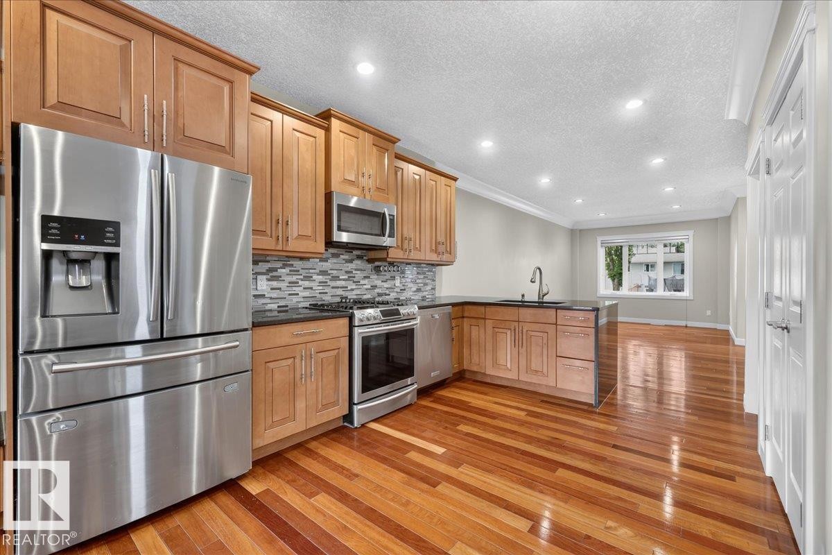 7947 79 Avenue Nw, Edmonton, AB