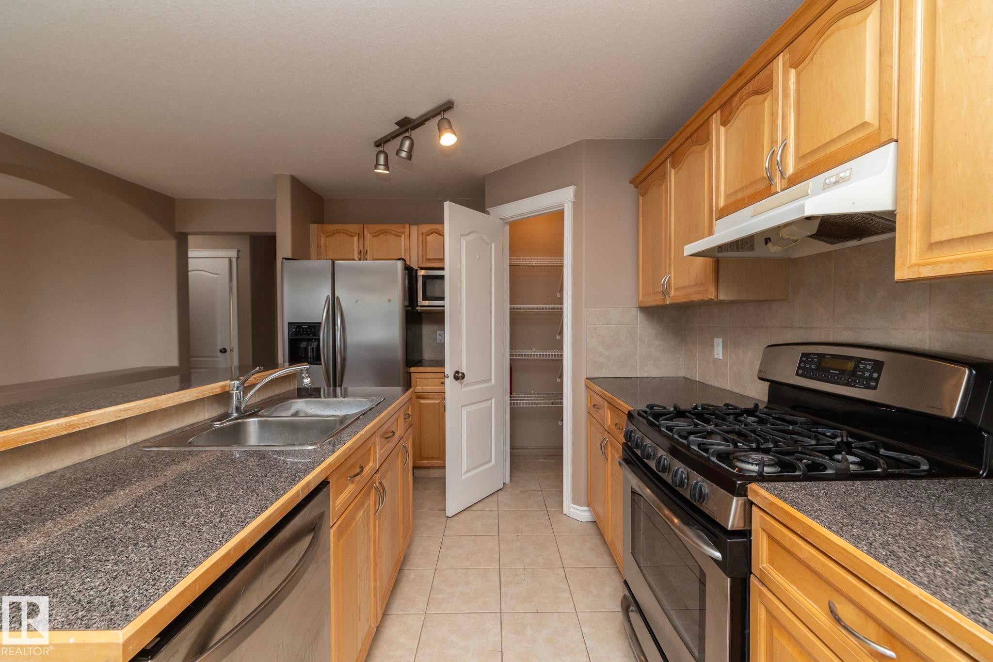 10620 183 Avenue Nw, Edmonton, AB