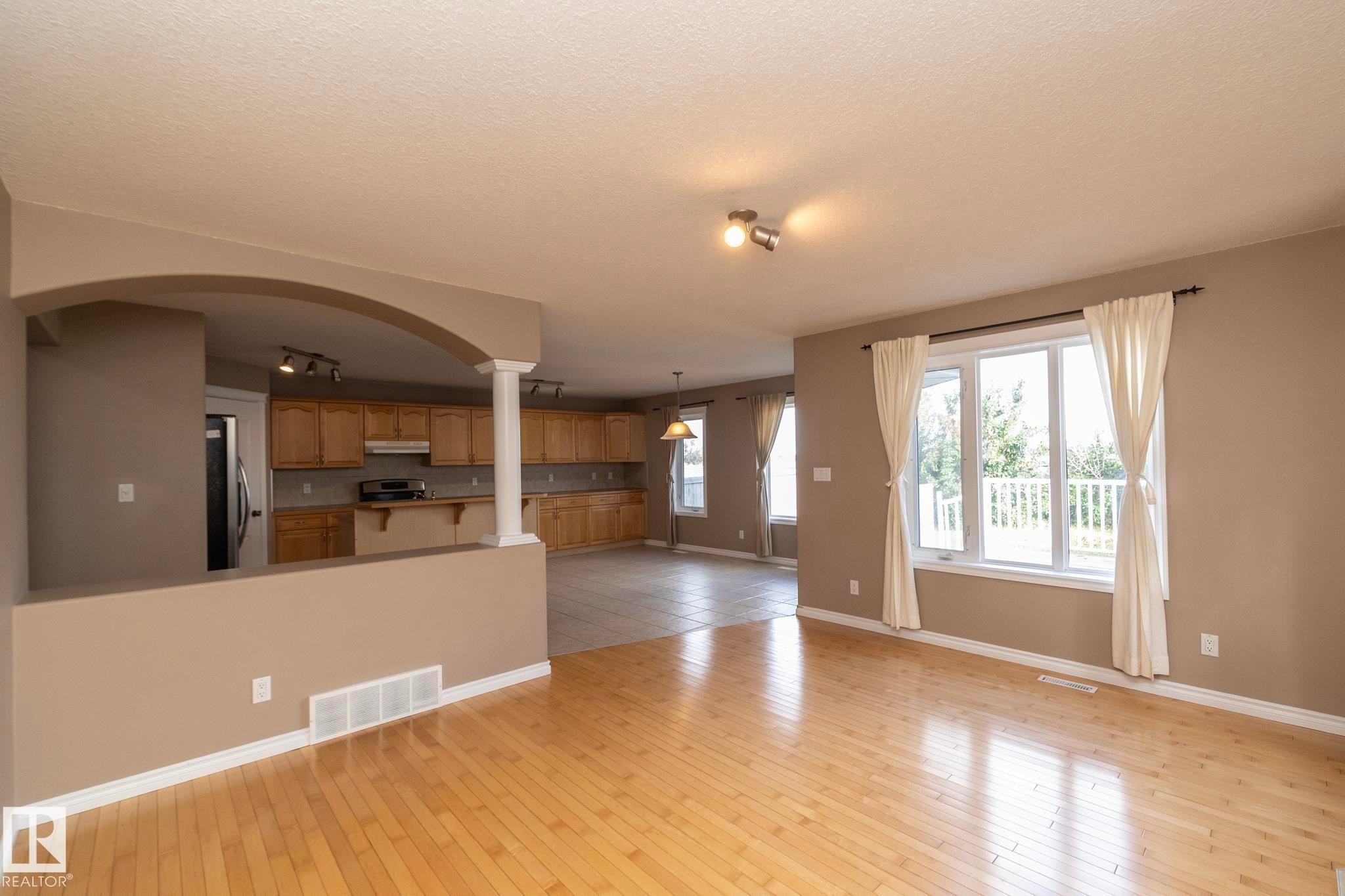 10620 183 Avenue Nw, Edmonton, AB