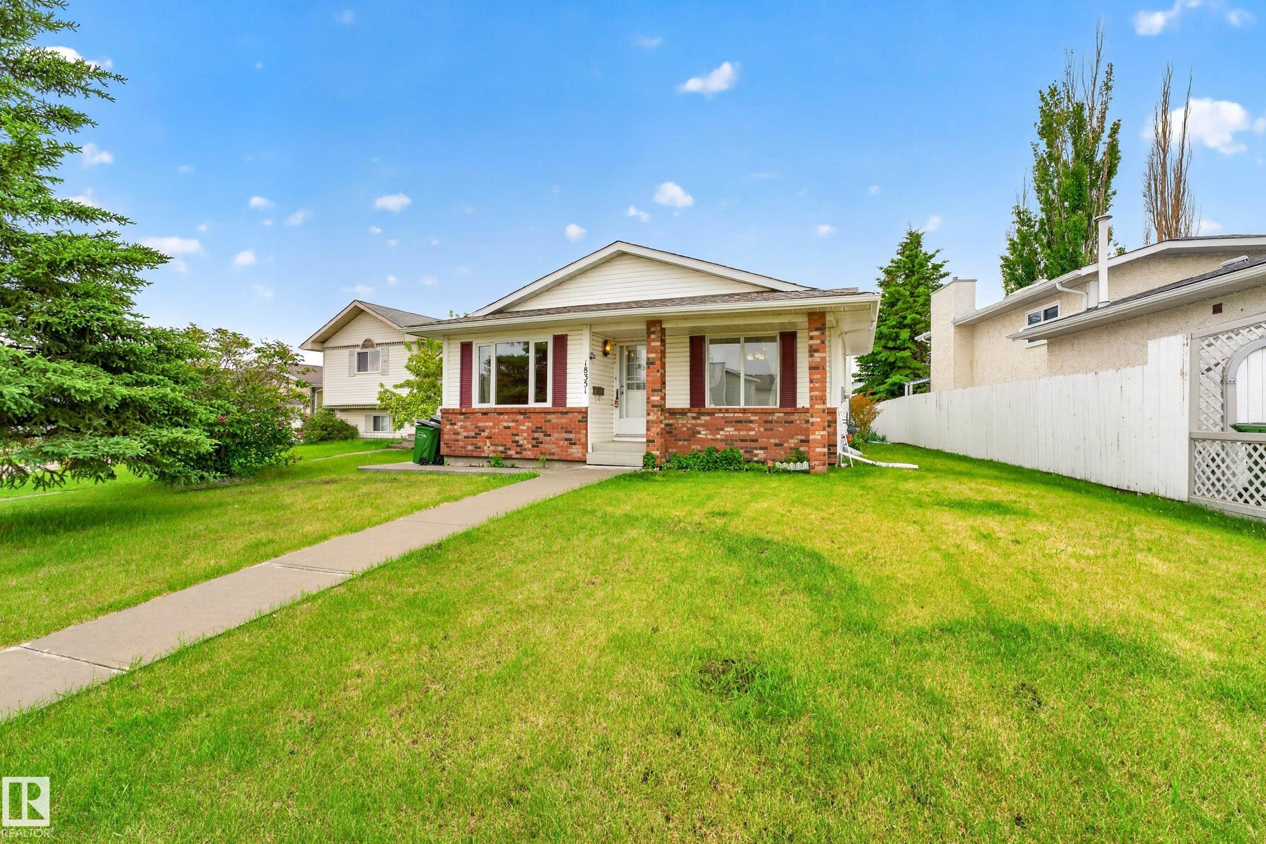 18351 77 Avenue Nw, Edmonton, AB