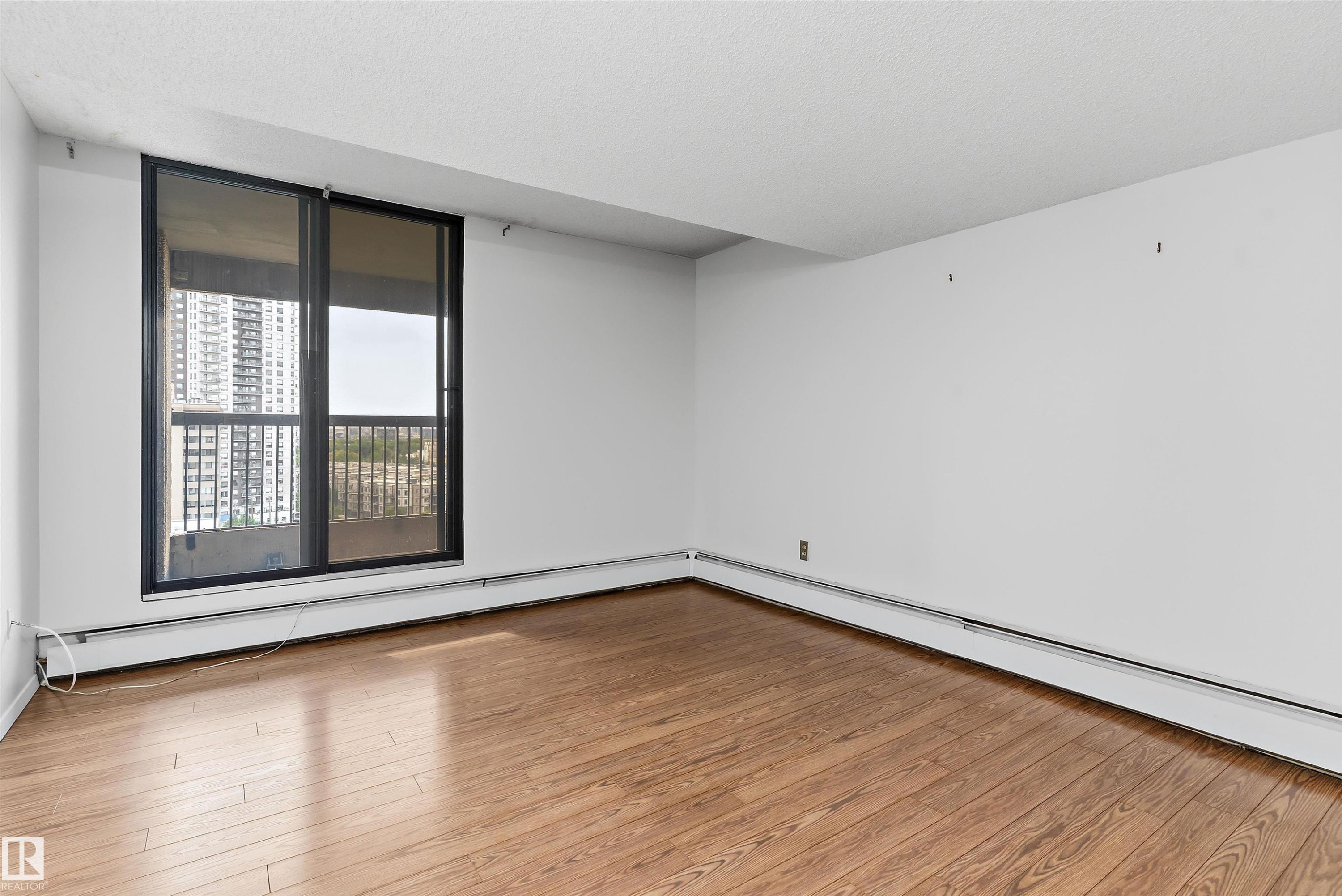#1201 8220 Jasper Av Nw, Edmonton, AB
