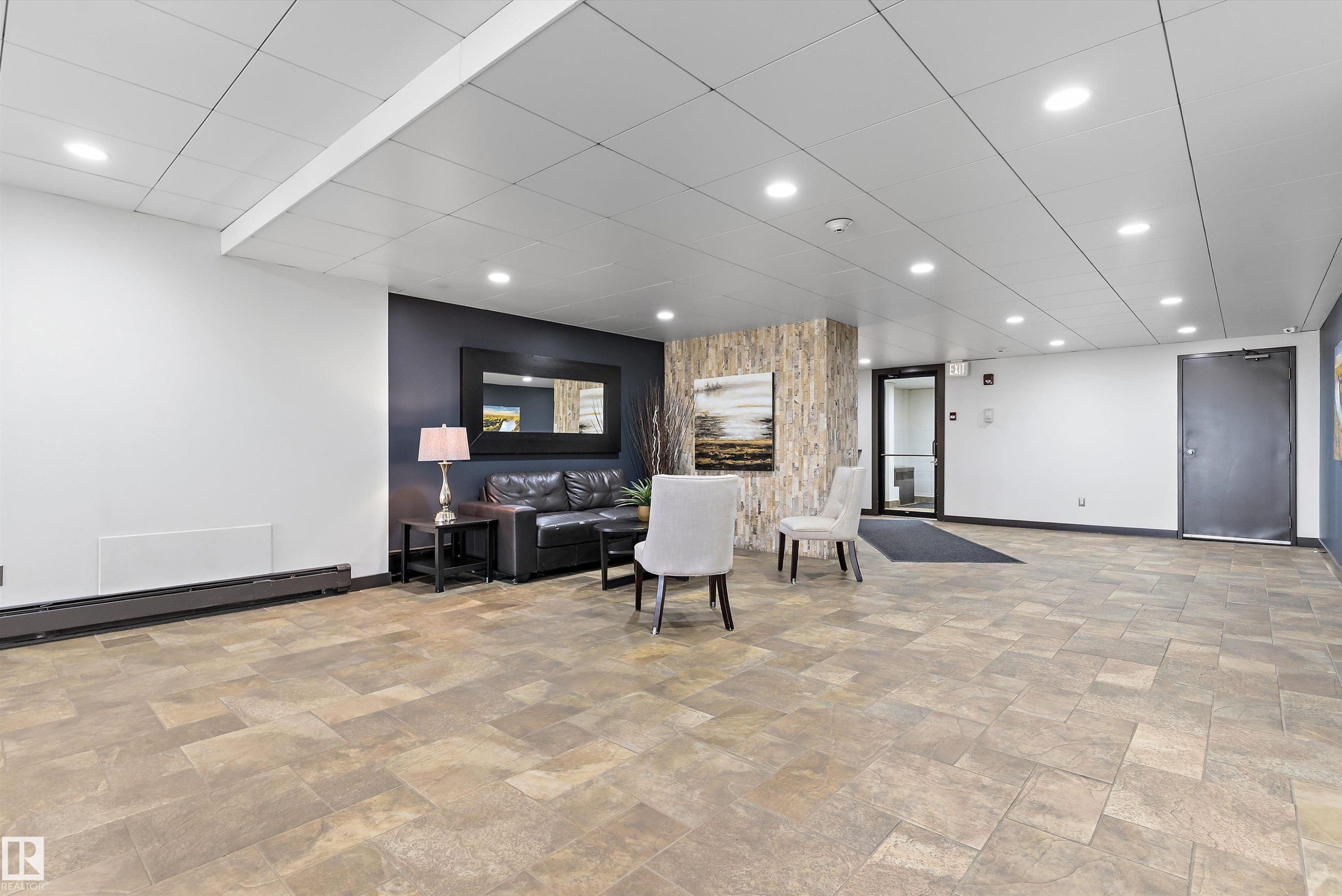 #1201 8220 Jasper Av Nw, Edmonton, AB