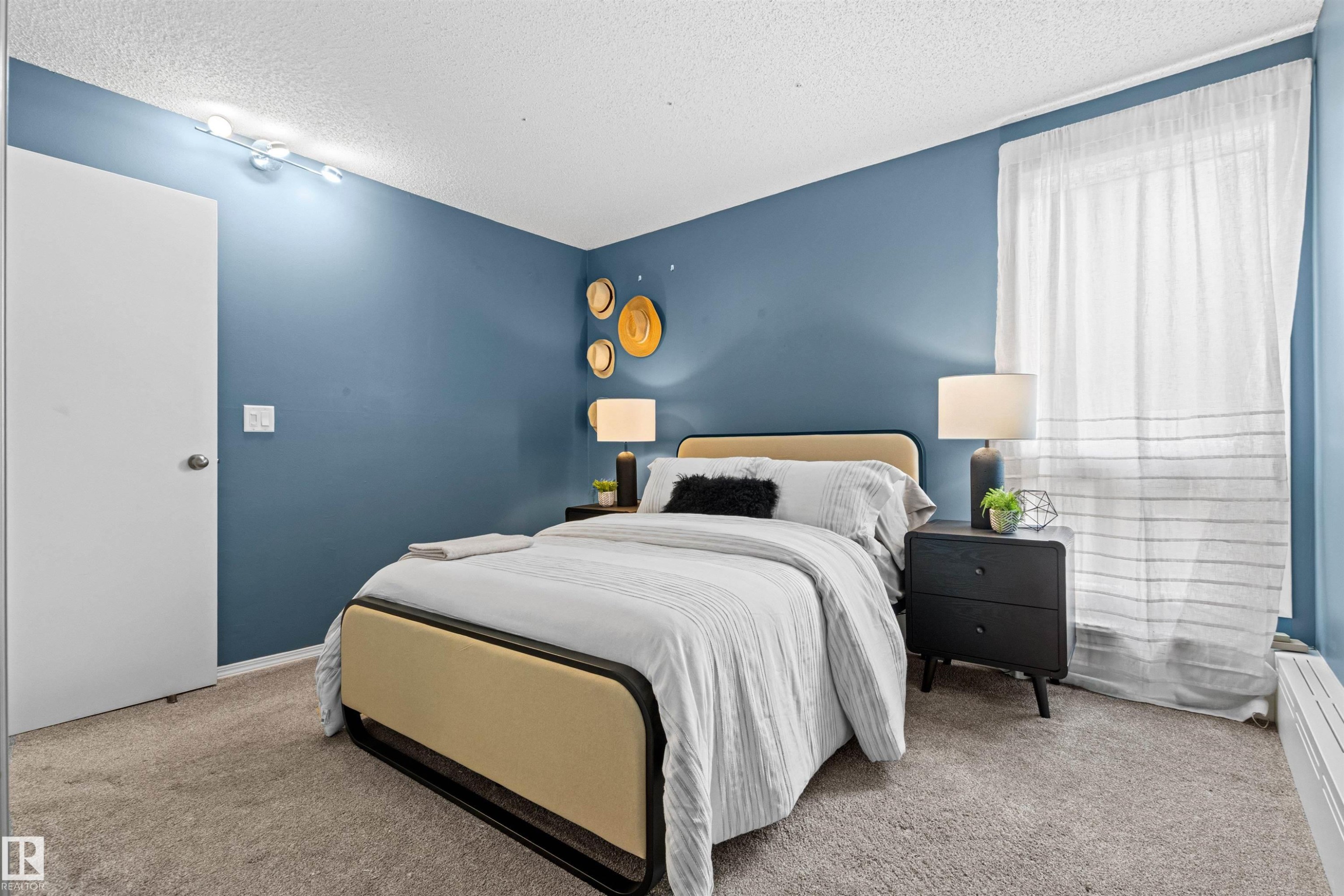 #7 10032 113 St Nw, Edmonton, AB